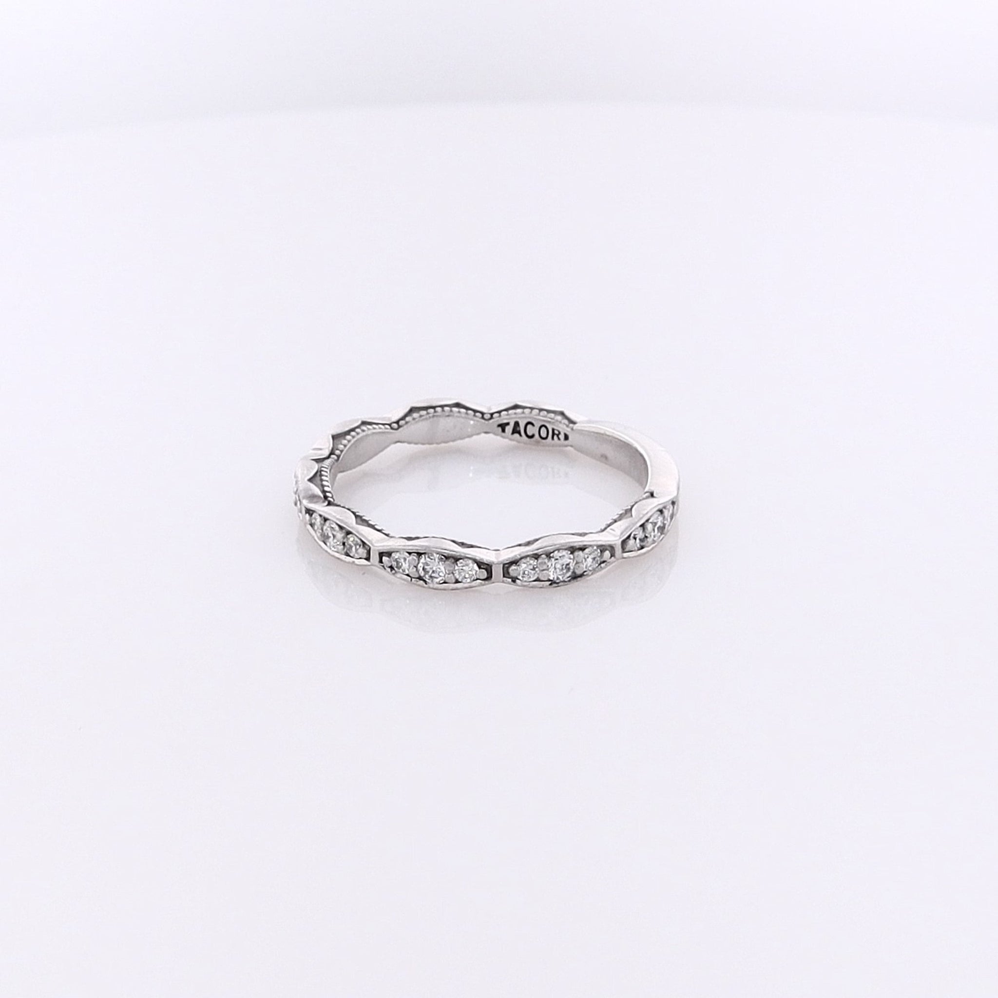 Tacori 18K White Gold Navette-Style Diamond Wedding Band Size 5.5