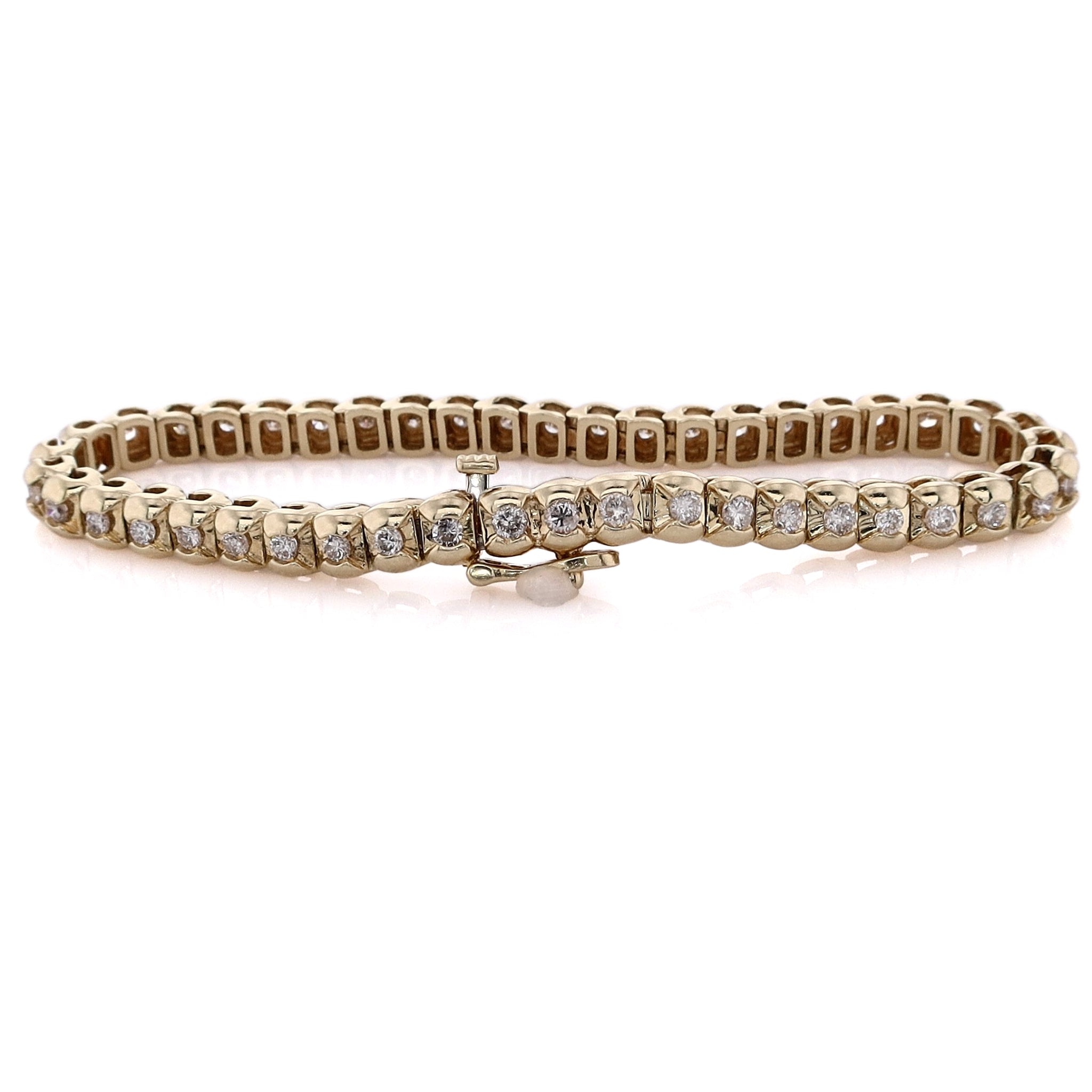 Exquisite Estate 14 Karat Yellow Gold Diamond Tennis-Style Bracelet for Elegant Wear