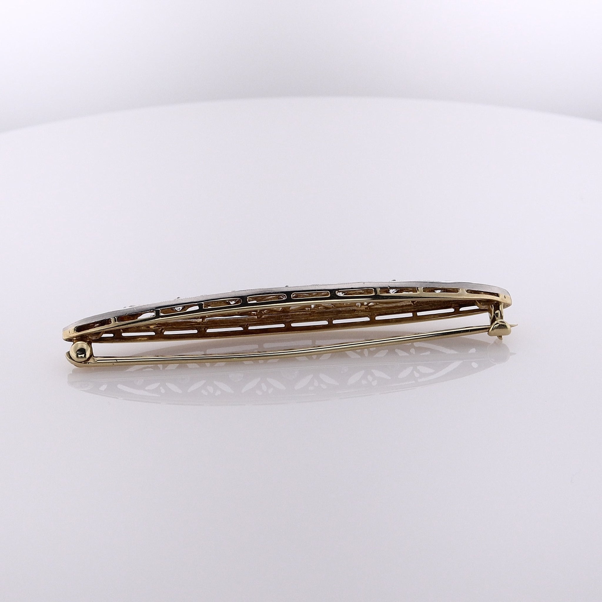 Exquisite Estate 14 Karat White Gold Oblong Shaped Filigree Design Diamond Brooch Pin