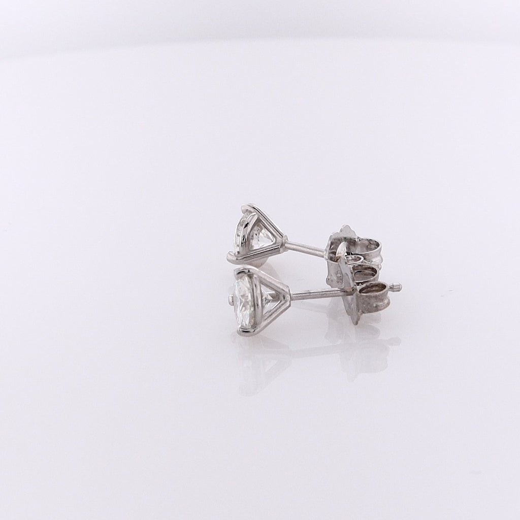 Exquisite Estate 14 Karat White Gold Diamond Martini Style Stud Earrings for Elegant Jewelry Lovers