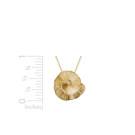 Exquisite 14K Yellow Gold Textured Swirl Design Diamond Pendant Necklace