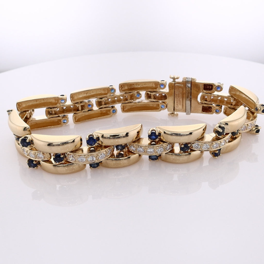 Exquisite Estate 14 Karat Yellow Gold Polished Link Diamond and Sapphire Luxury Bracelet for Women