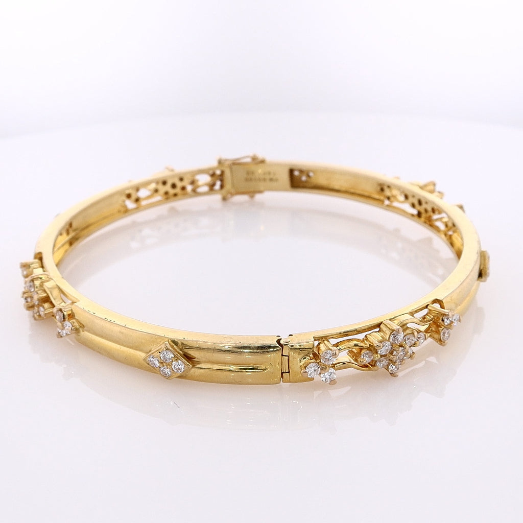 18K Yellow Gold Flower Station Motif Diamond Hinged Bracelet