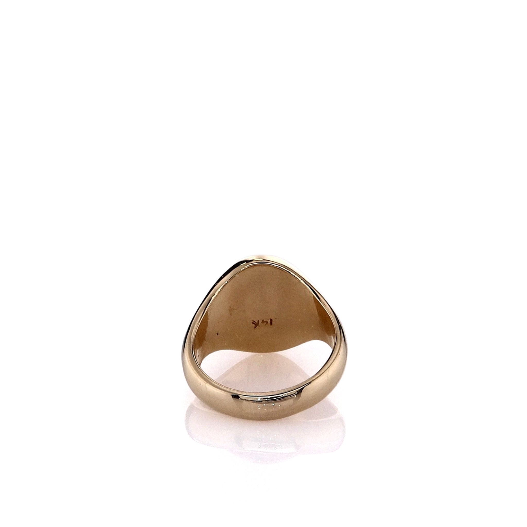 Exquisite 14k Yellow Gold Oval-Shaped Engraved Coat of Arms Signet Ring for Elegant Wear