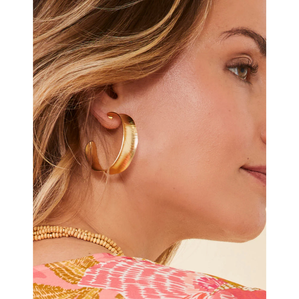 Spartina 18kt Matte Gold Plated Tropical-Inspired Queenie Hoop Earrings