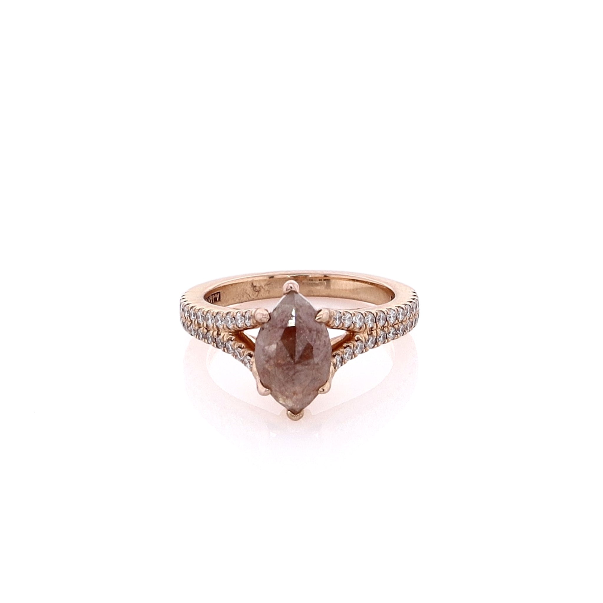 Exquisite Estate 18 Karat Rose Gold Diamond Ring for Engagement