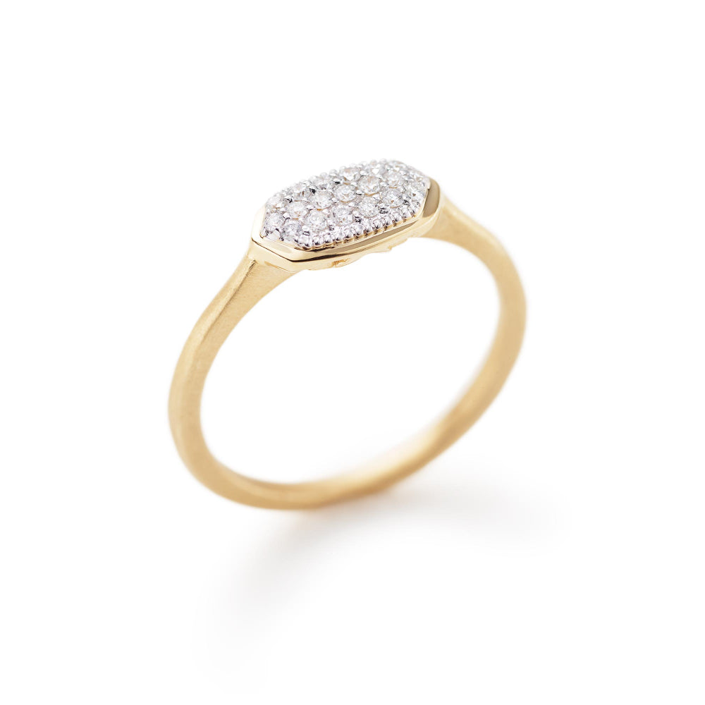 Kendra Scott's Exquisite Isa 14k Gold Pave White Diamond Ring for Timeless Elegance