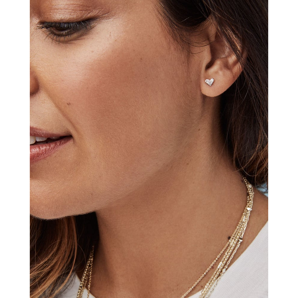 Kendra Scott Timeless 14k Yellow Gold Stud Earrings with White Diamonds in Heart Shape