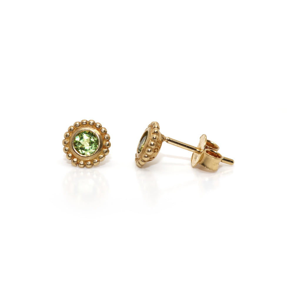 14k Yellow Gold Beaded Bezel 4mm Round Peridot Stud Earrings