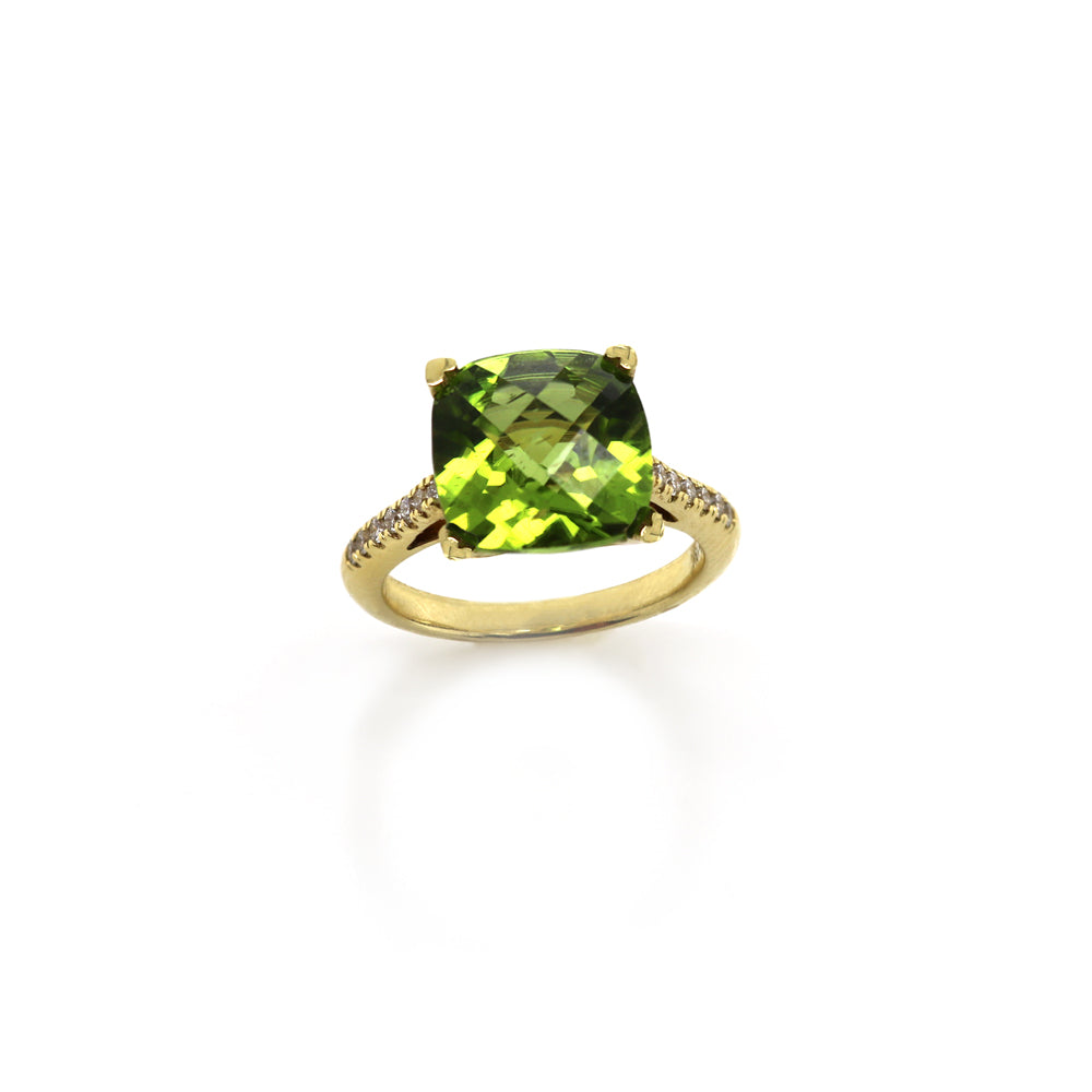 18K Yellow Gold 10mm Peridot Cushion Ring with 14 Round Diamonds