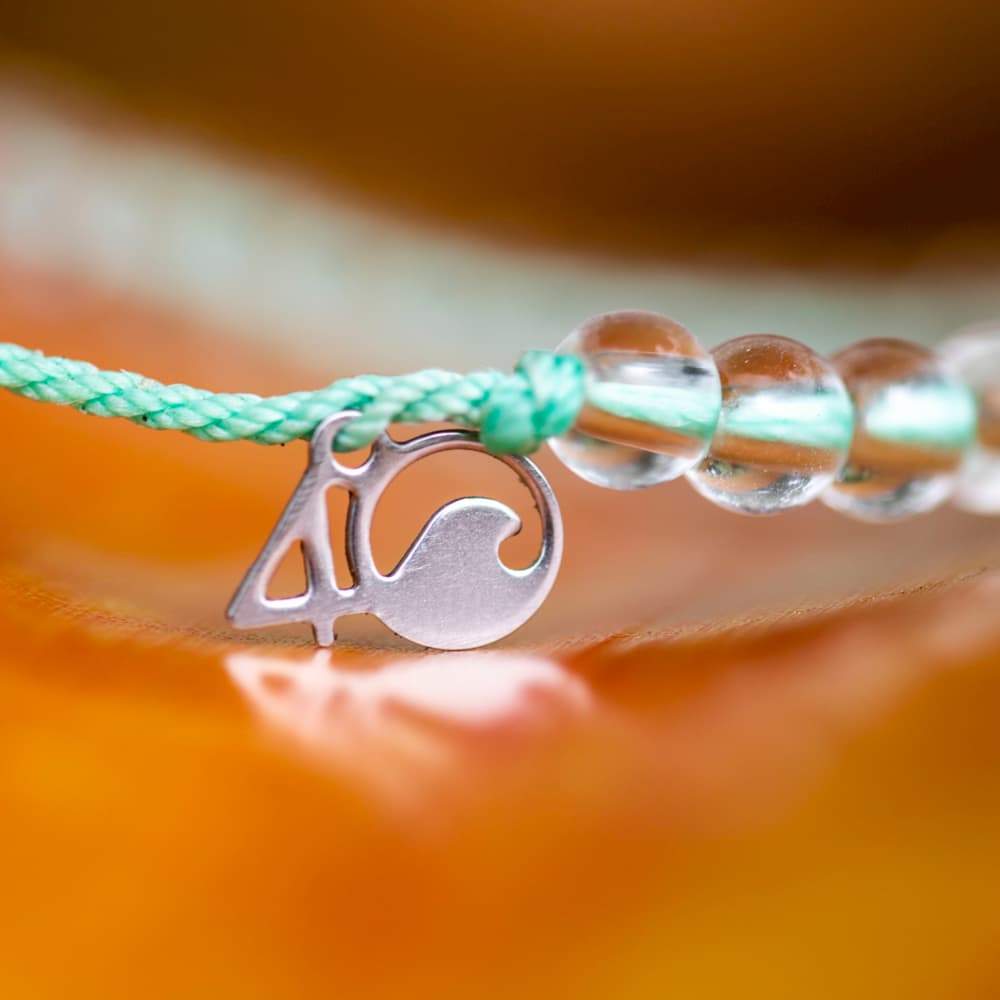 4Ocean Sea Foam Green Beaded Bracelet Featuring Loggerhead Sea Turtle Design for Ocean Conservation