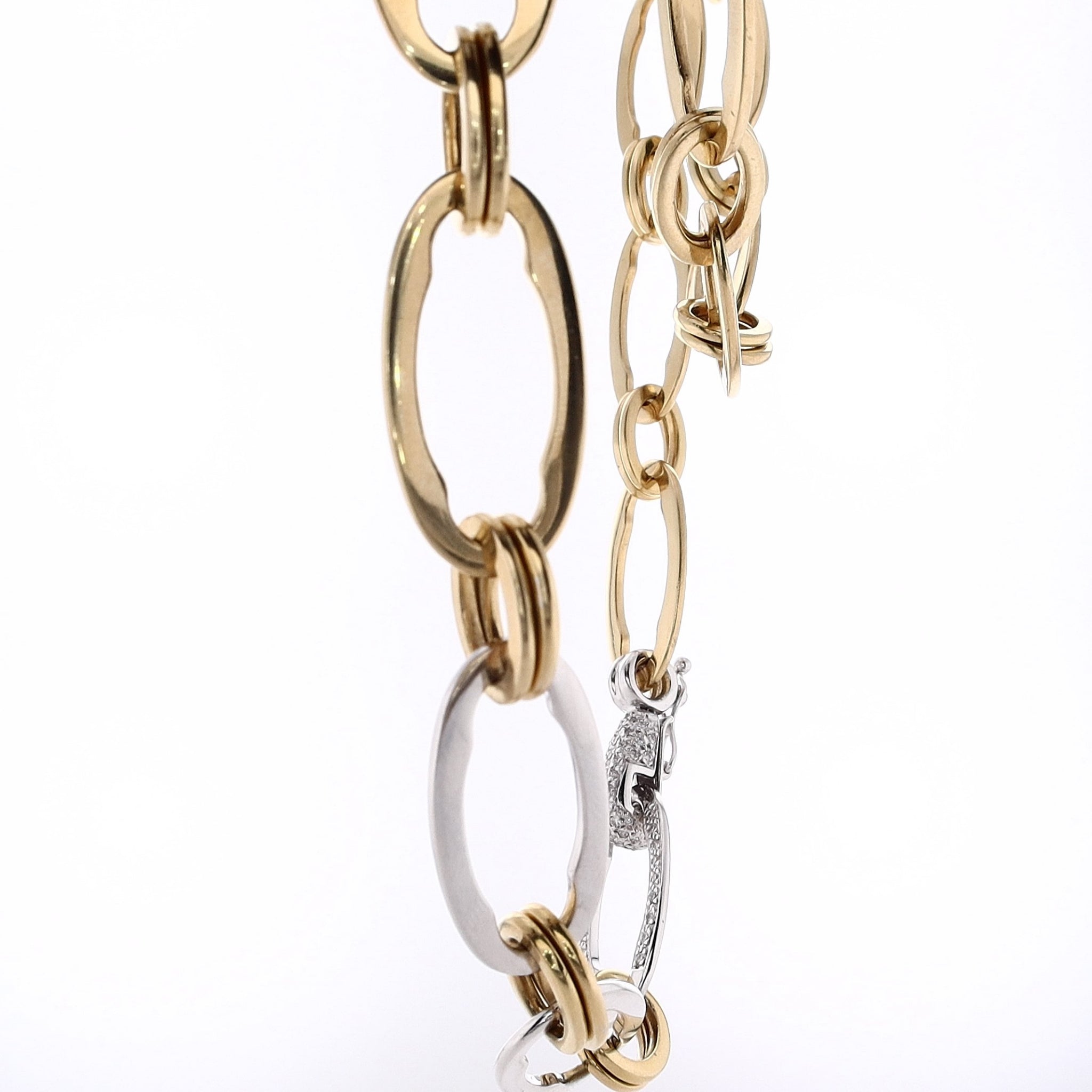 Exquisite 18 Karat Two-Tone Large Oval Link Diamond Necklace for Women