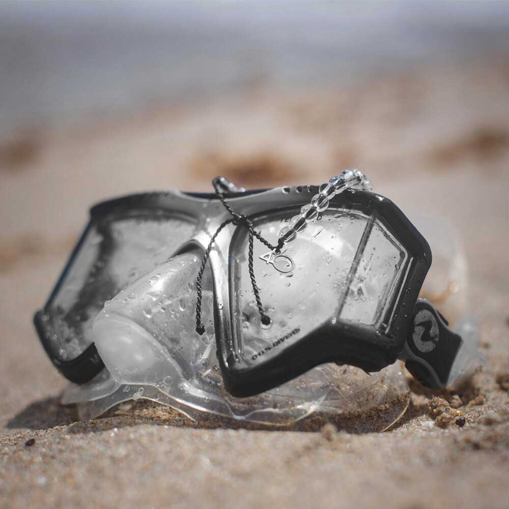 4Ocean Unisex Black Beaded Shark Bracelet for Ocean Conservation
