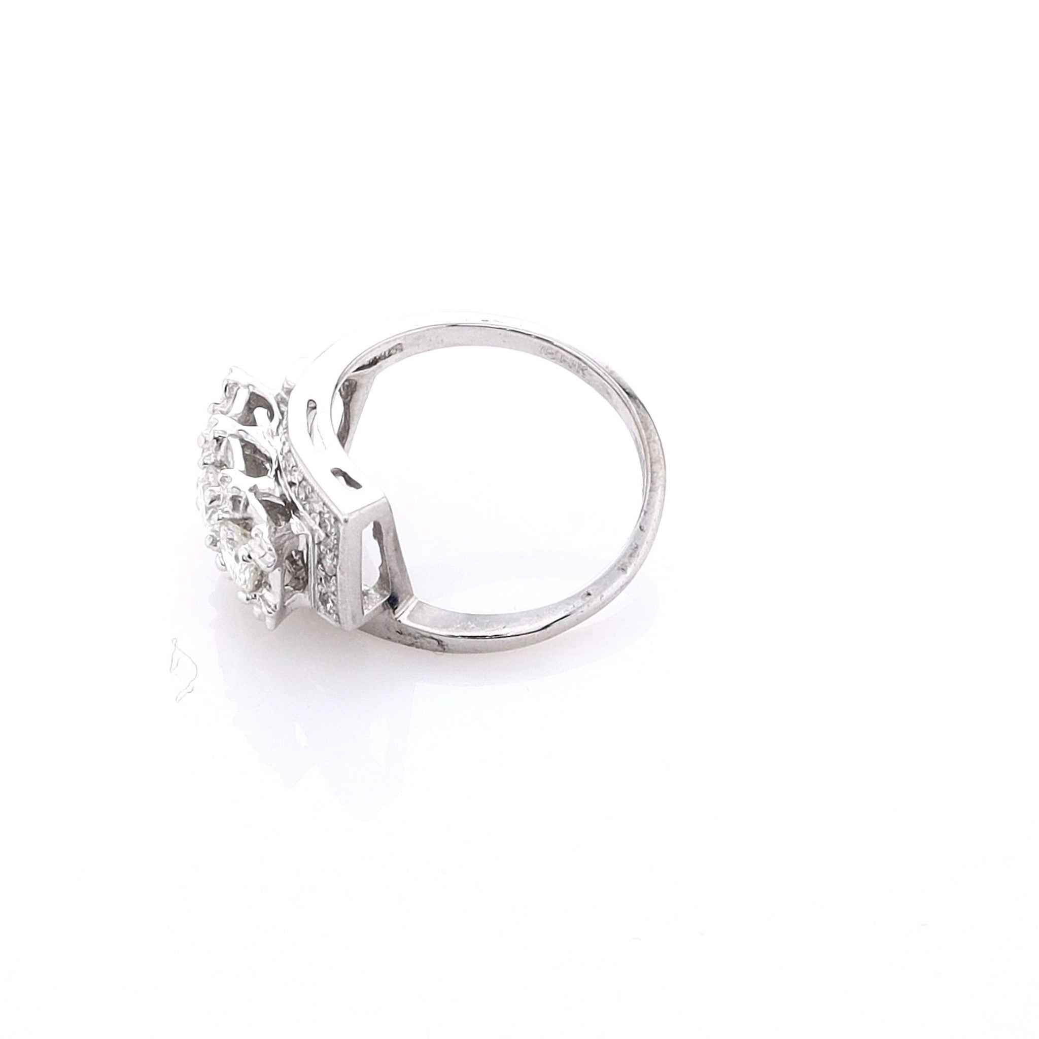Luxurious Estate 14k White Gold Diagonal Pattern Diamond Engagement Ring
