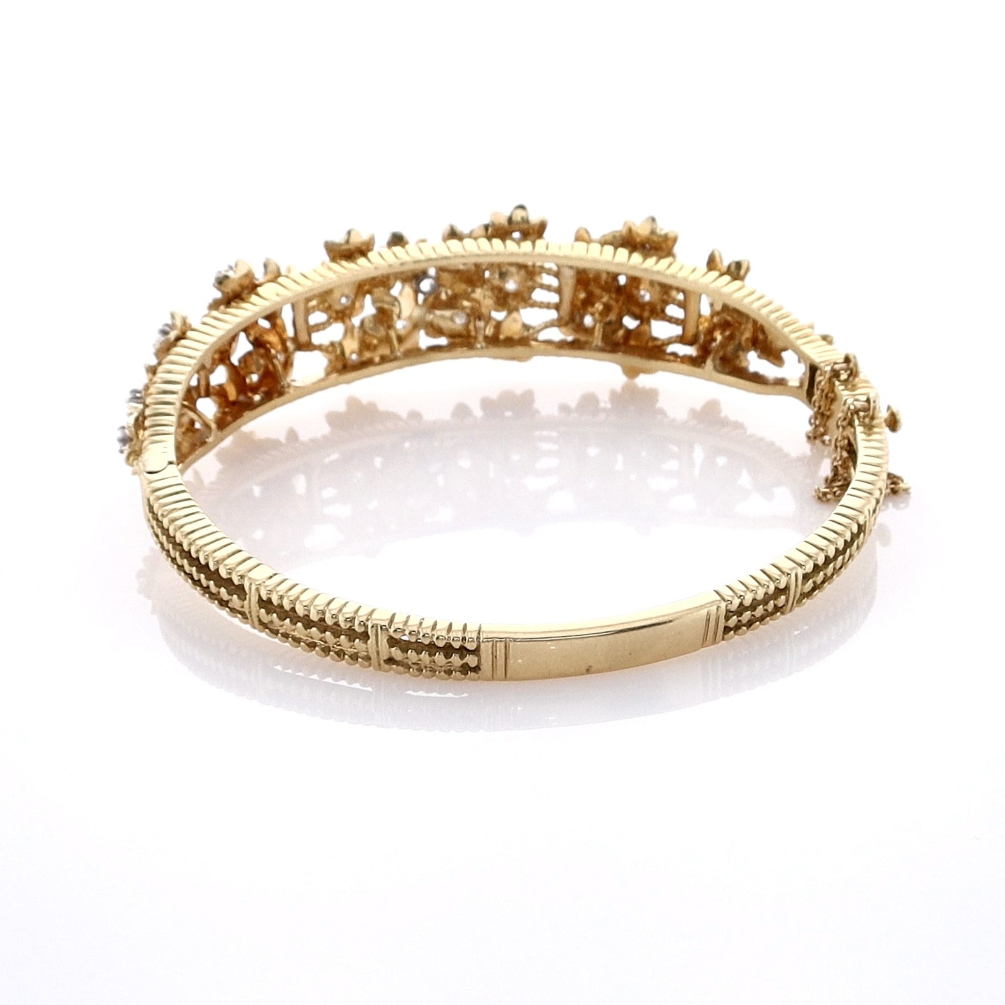 Estate Luxury 18 Karat Yellow Gold Diamond Leaf - Shaped Top Hinged Bangle Style Bracelet