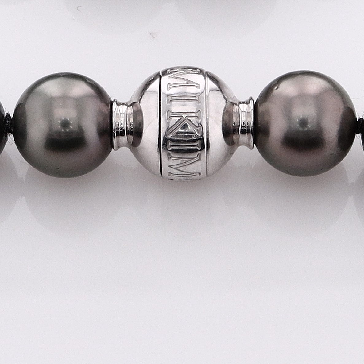 Luxurious Estate Mikimoto 18k White Gold Graduated Black South Sea Pearl Necklace for Elegant Wear