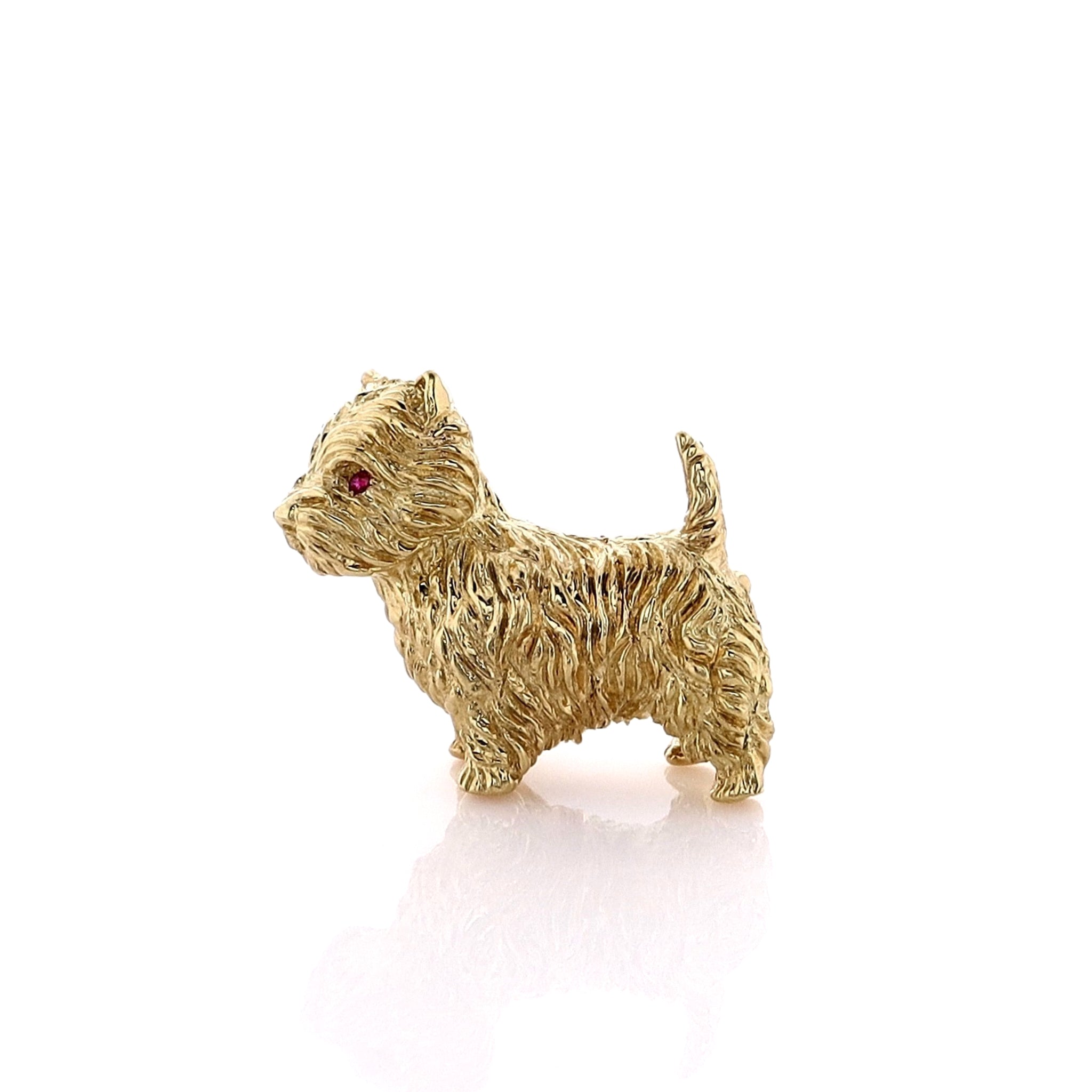 Exquisite Estate 18k Yellow Gold Round Ruby Eyed Scottish Terrier Dog Brooch for Jewelry Lovers