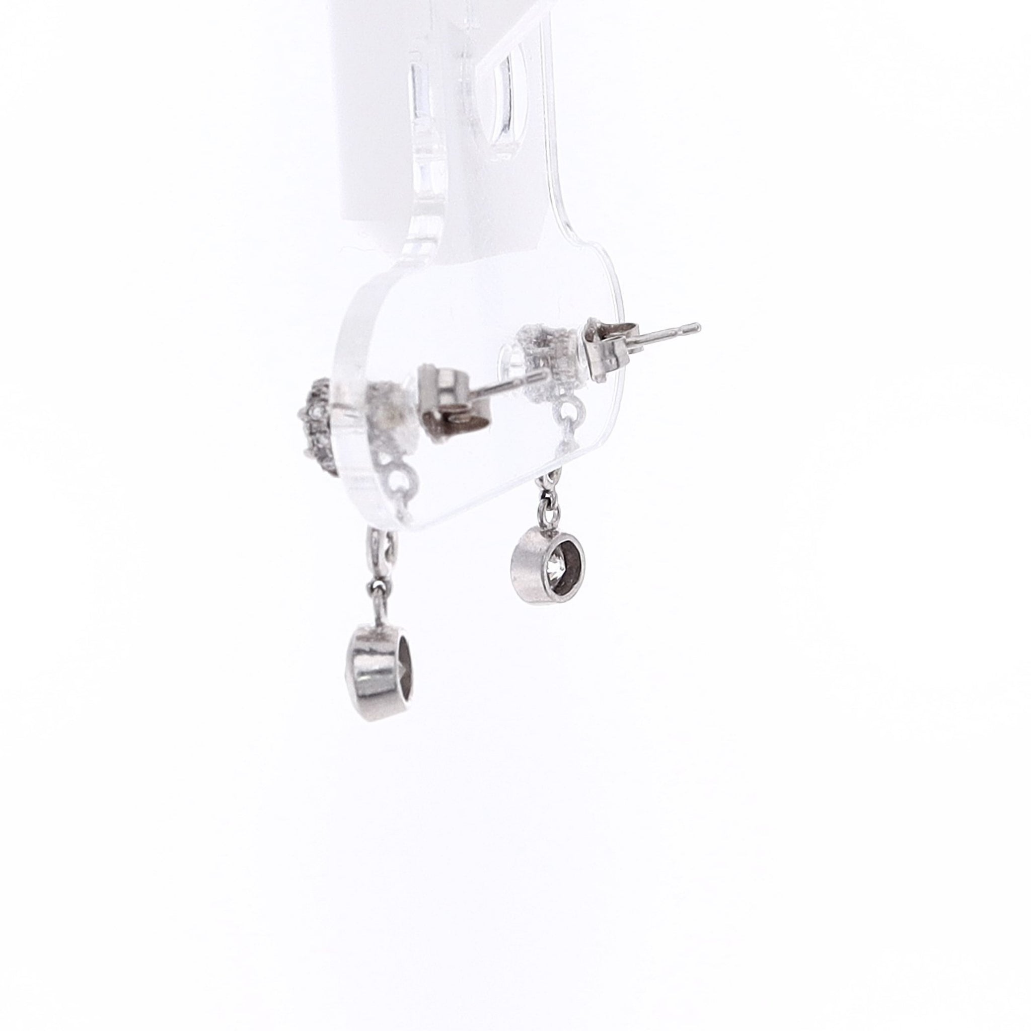 Luxurious Estate 14 and 18 Karat White Gold Diamond Dangle Earrings for Elegant Women