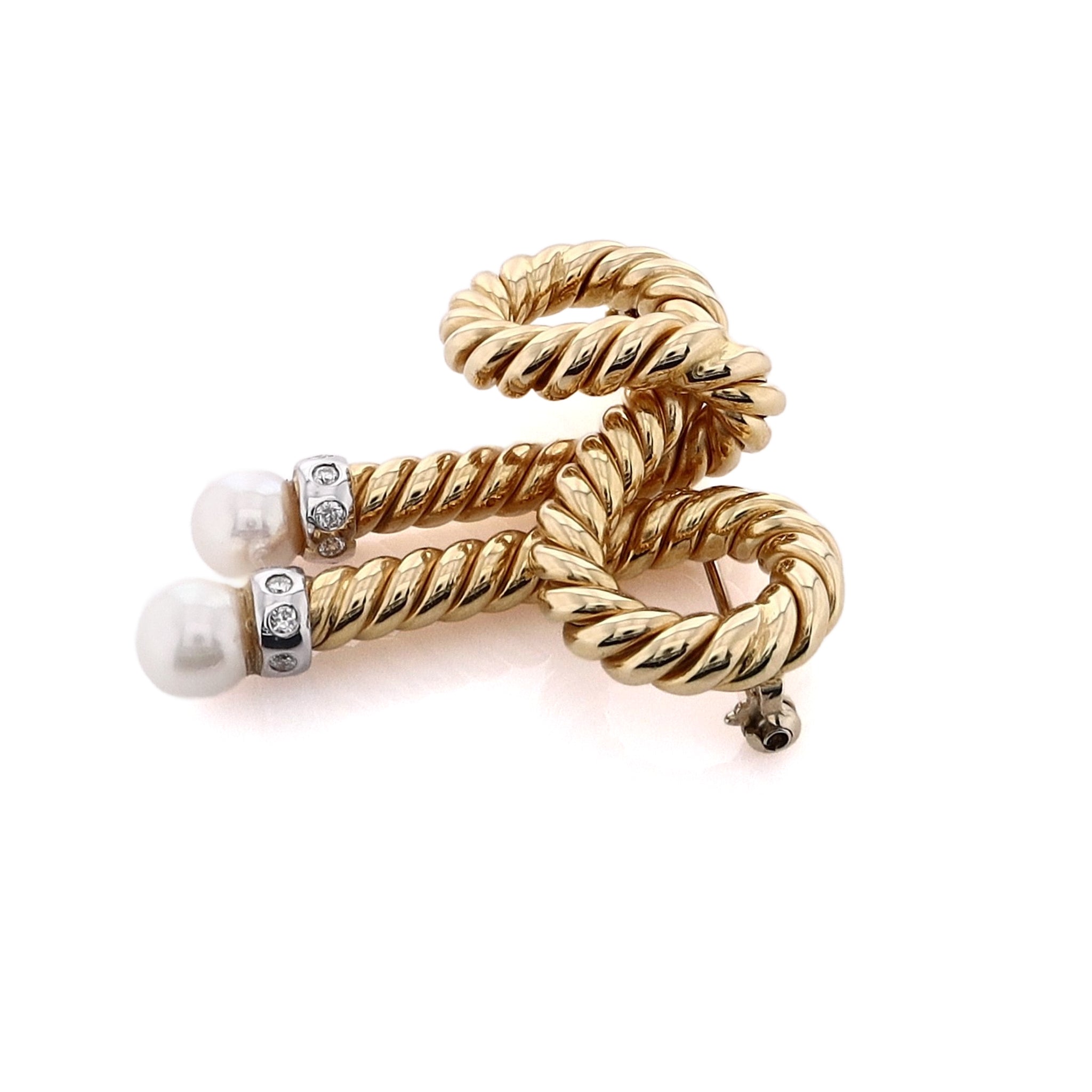 Estate 18 Karat Yellow Gold Decorative Knotted Rope Design Pearl and Diamond Lapel Pin