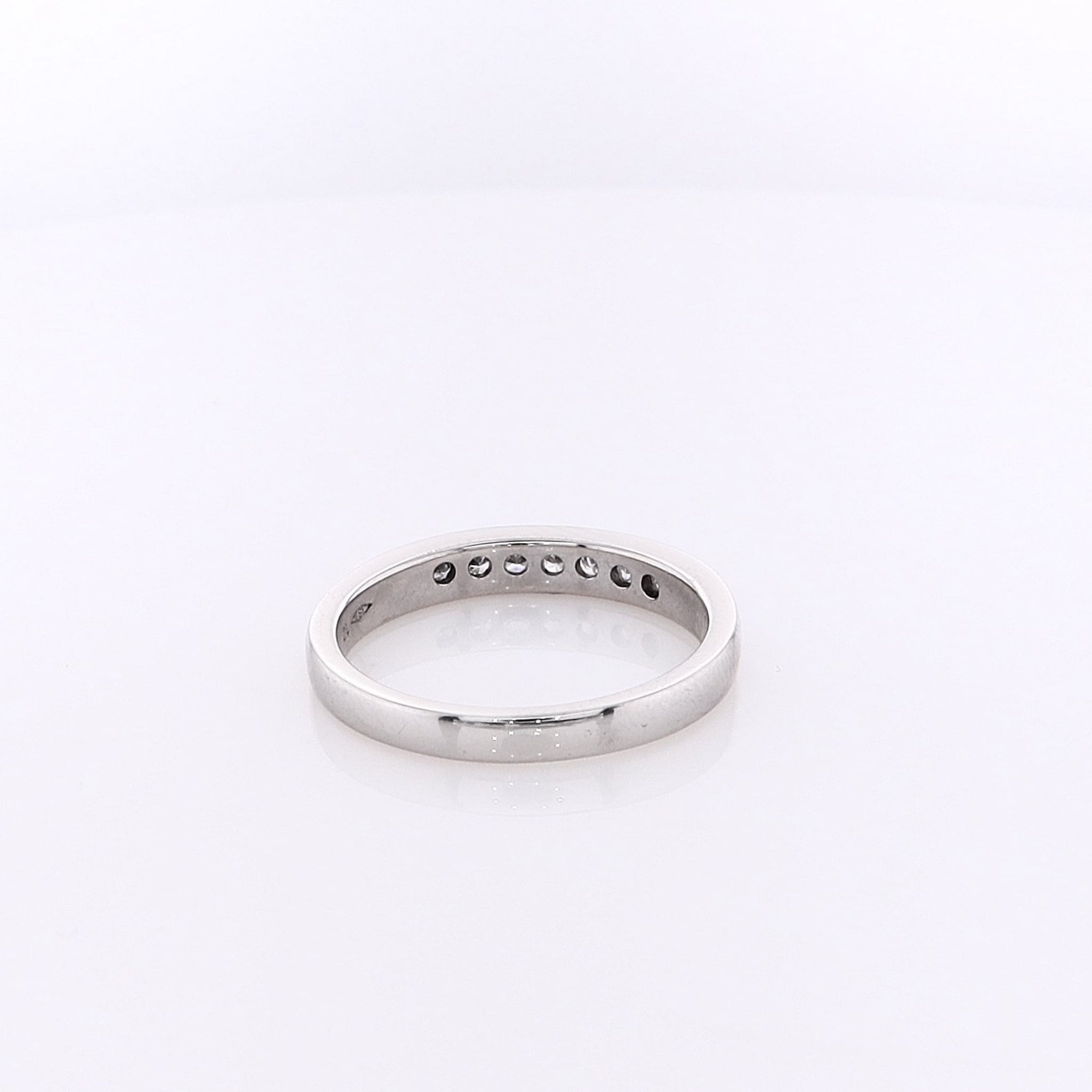 Exquisite Estate Platinum Princess Cut Diamond Wedding Band Size 7