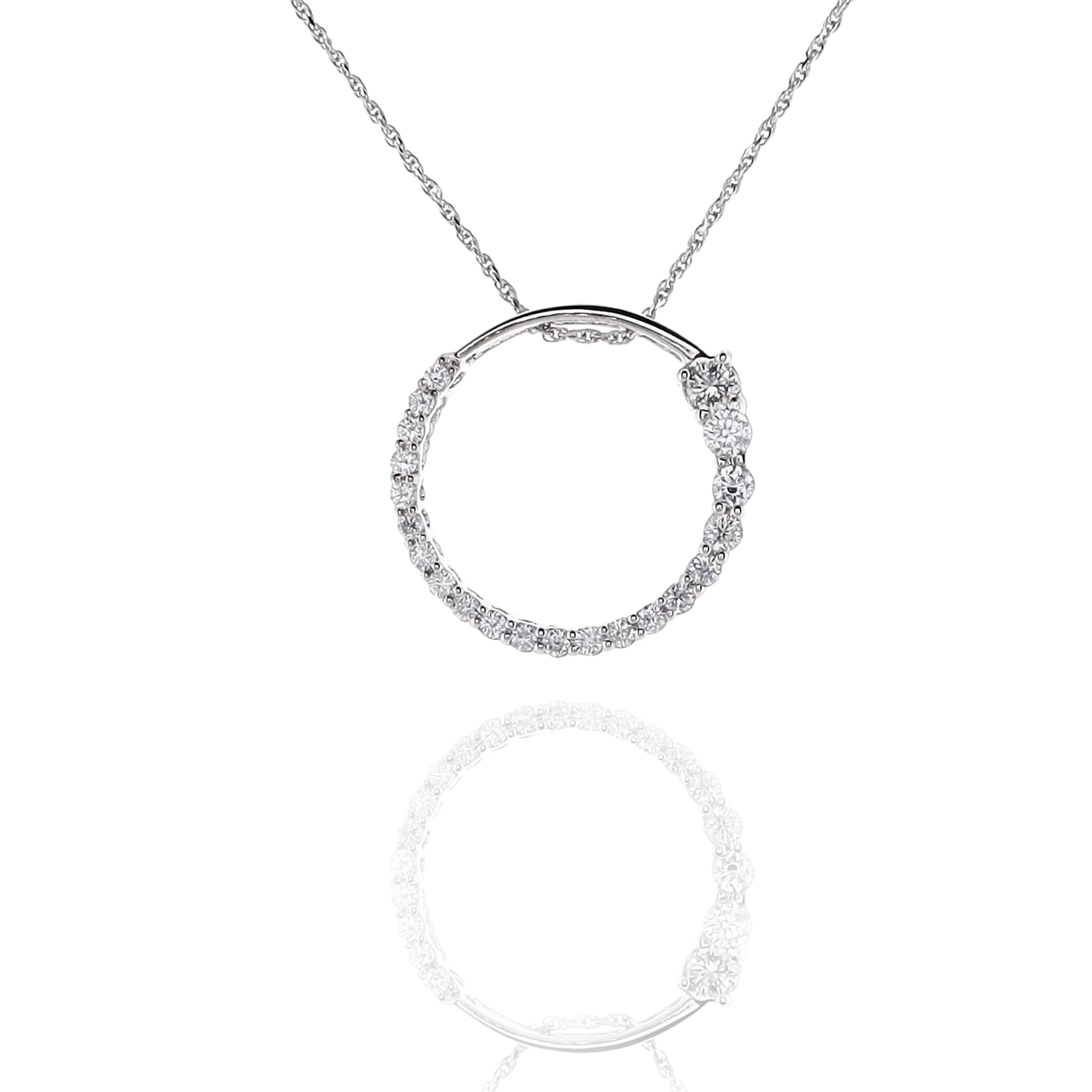 Gorgeous 14K White Gold Pendant Necklace with Graduated Round Diamonds
