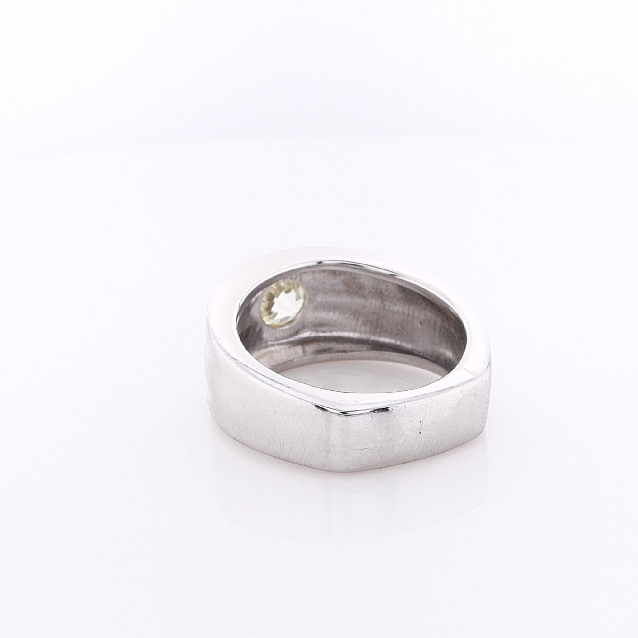 Exquisite 14 Karat White Gold Men's Diamond Ring for Gentlemen