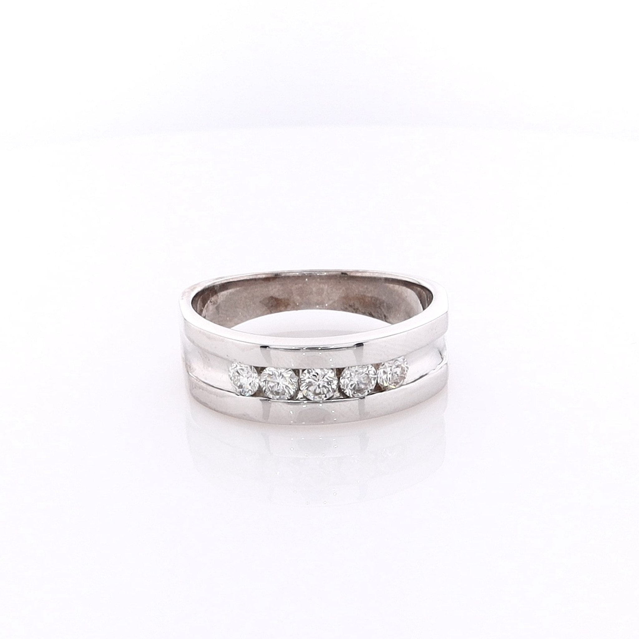 Exquisite Estate 14k White Gold Wedding Band with Center Groove and Five Round Brilliant Cut Diamonds