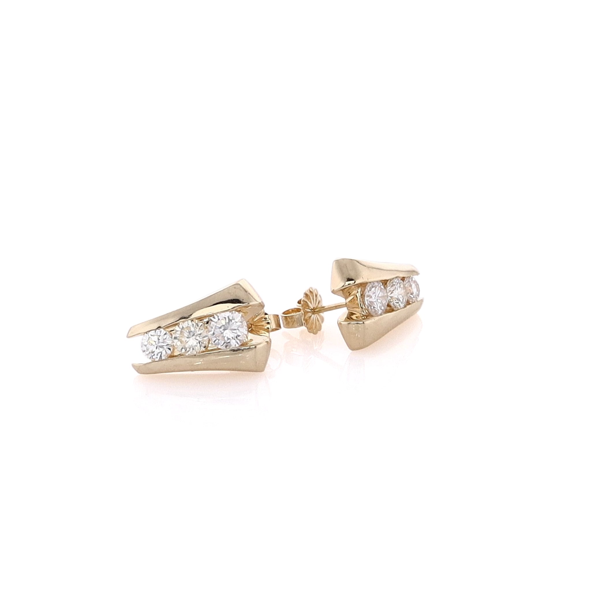 14 Karat Estate Yellow Gold Inverted V Design Diamond Stud Earrings for Women