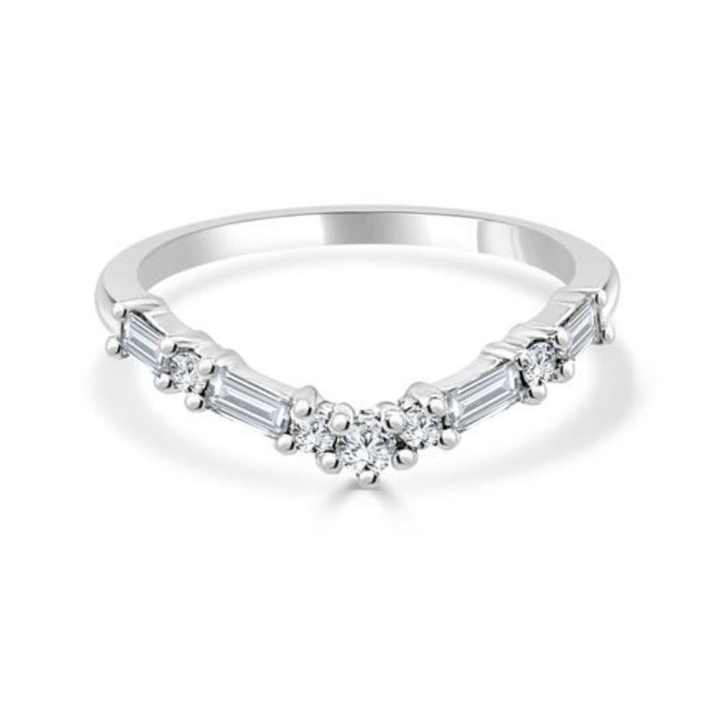 14k Gold Alternating Round and Baguette Cut Diamond Contour Engagement Band