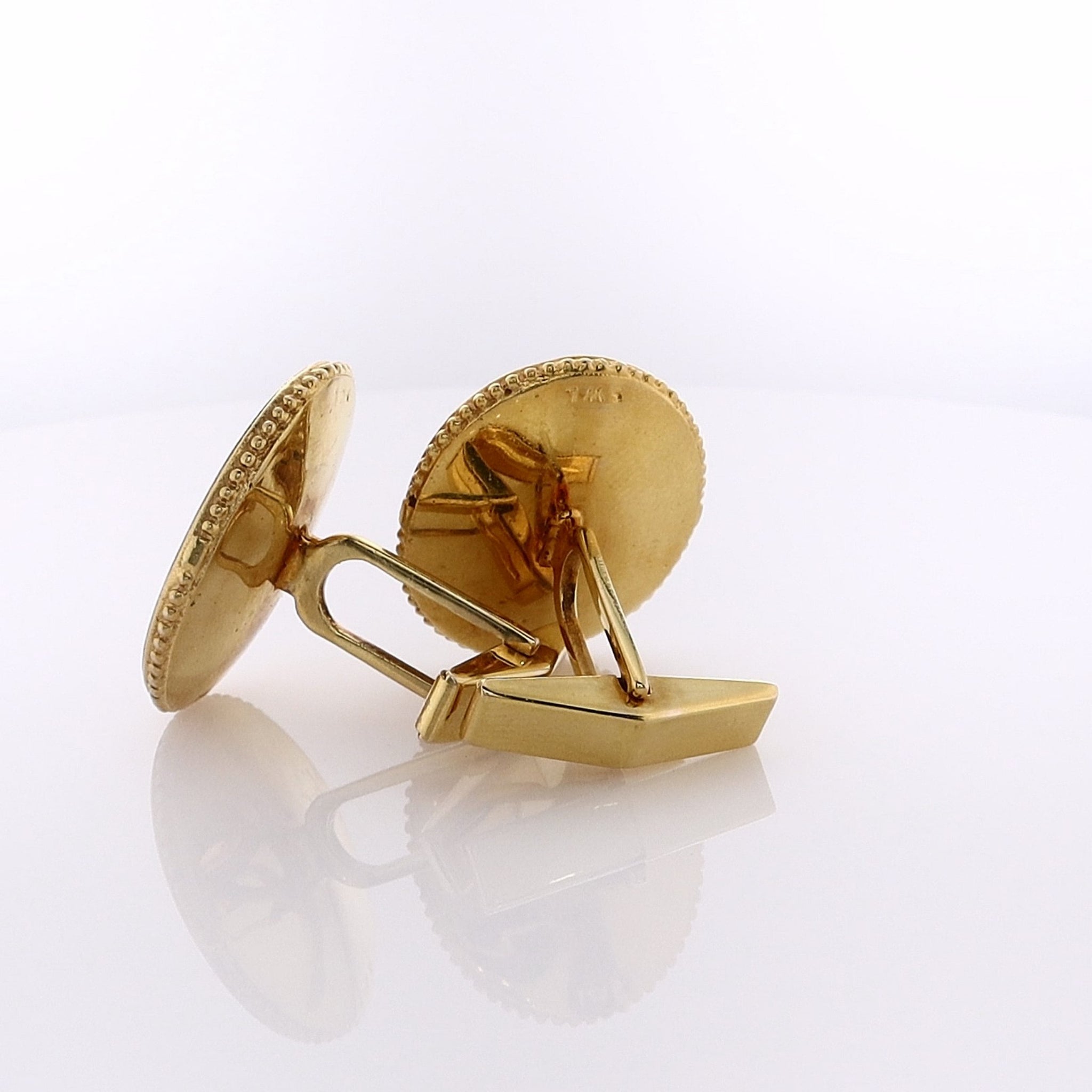Estate Luxury 14 Karat Yellow Gold Cufflinks Featuring a Romanesque Figure Adorned with a Diamond Laurel Crown