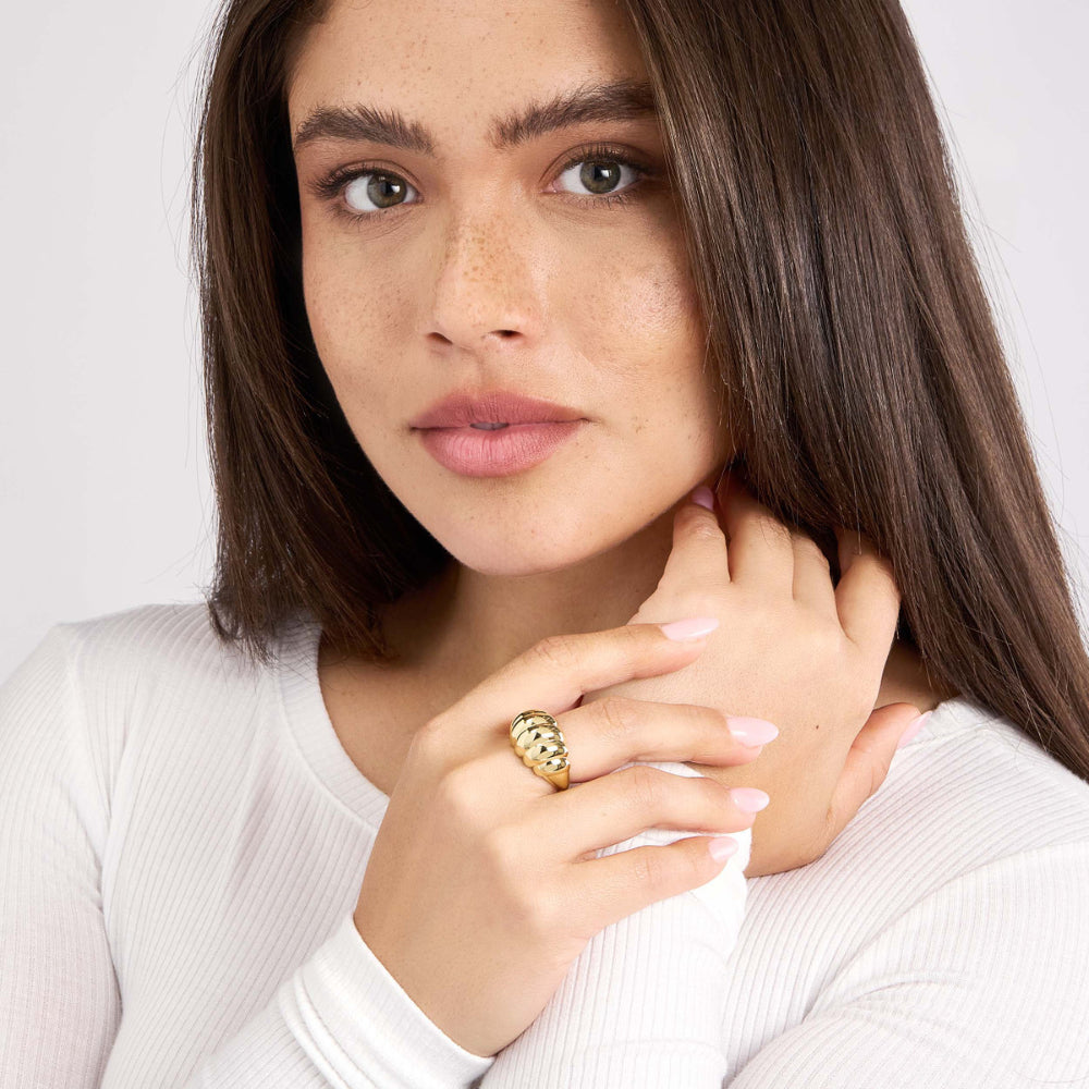 Exquisite 14k Gold Polished Twisted Dome Ring for Timeless Style
