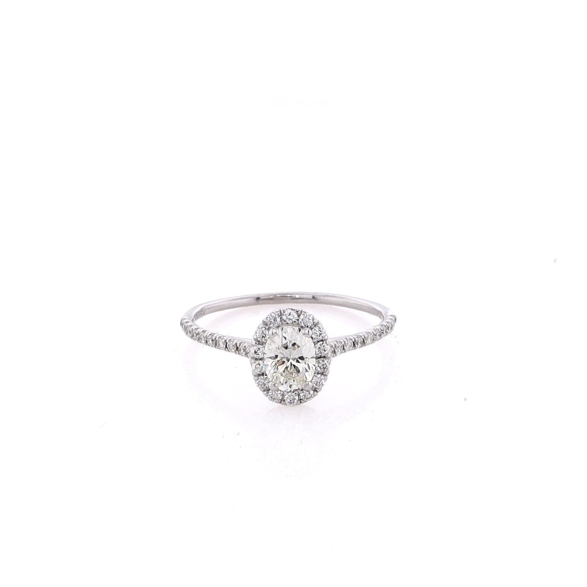 Stunning 14 Karat White Gold Oval Diamond Engagement Ring Size 7