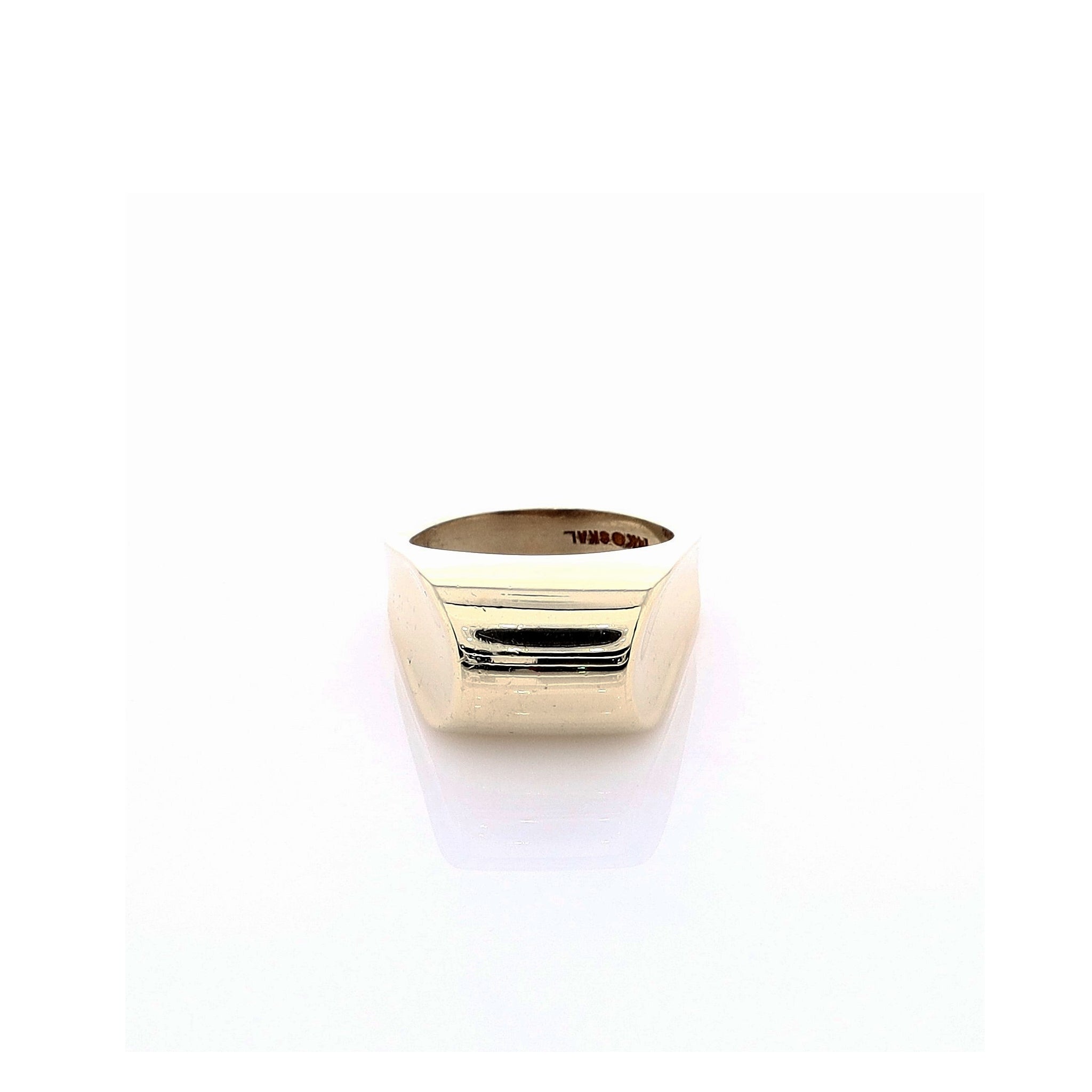 Exquisite 14k Yellow Gold Estate Ring with High - Polished Dome Top and Concave Sides