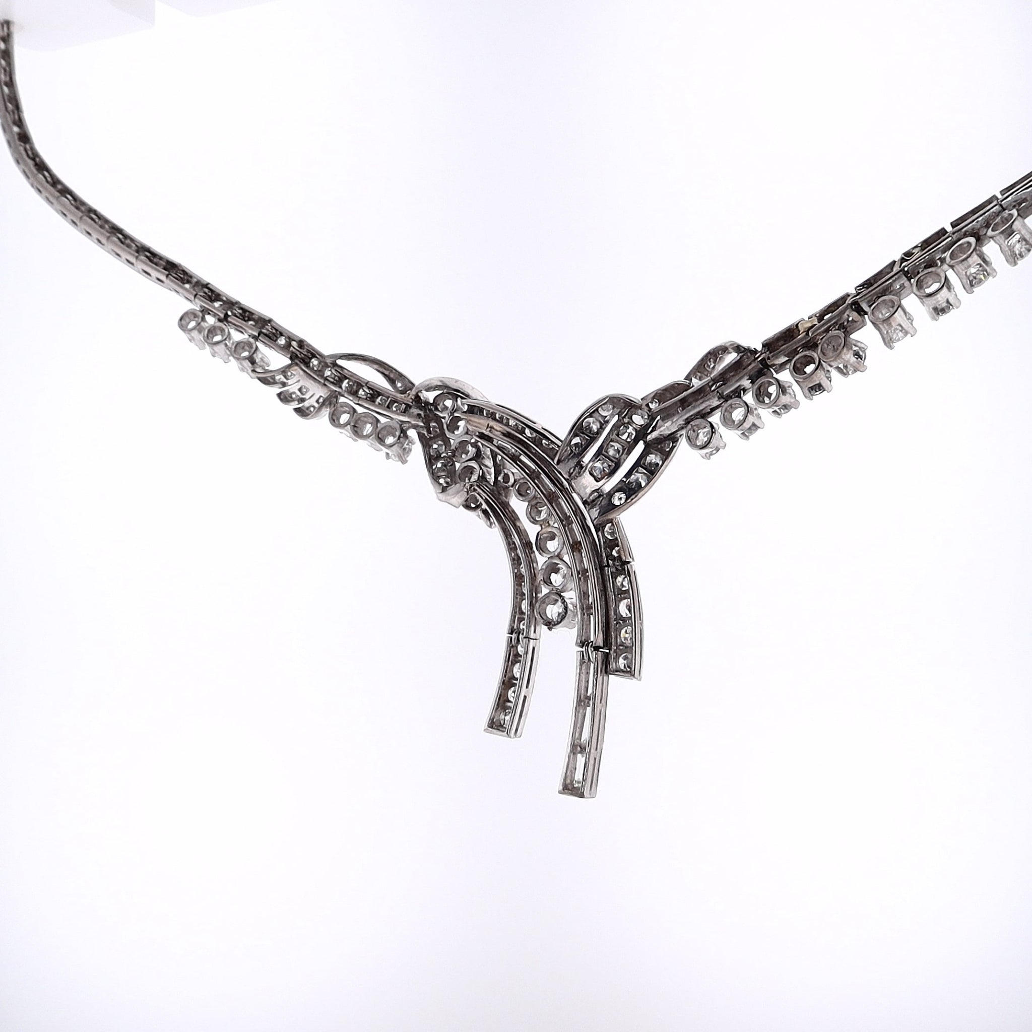Luxury Estate Platinum Waterfall-Style Diamond Necklace for Elegant Wear