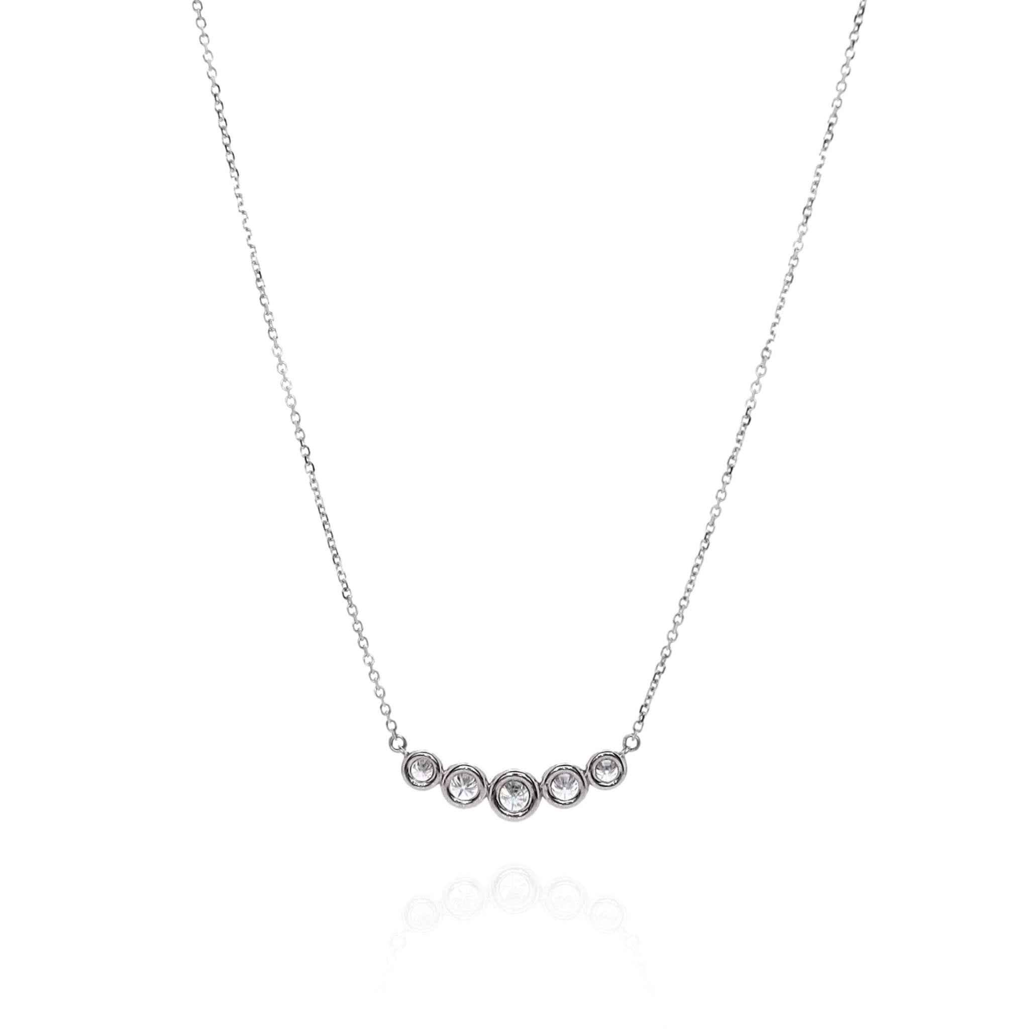 14k White Gold 0.75 - 0.83ct Graduated Round Diamond Curve Pendant