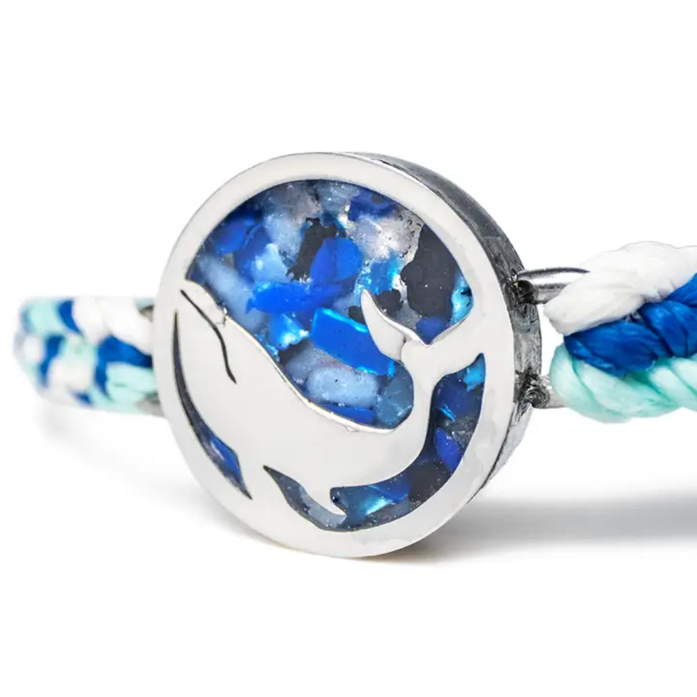 4Ocean Handmade Microplastics Whale Bracelet for Both Men and Women