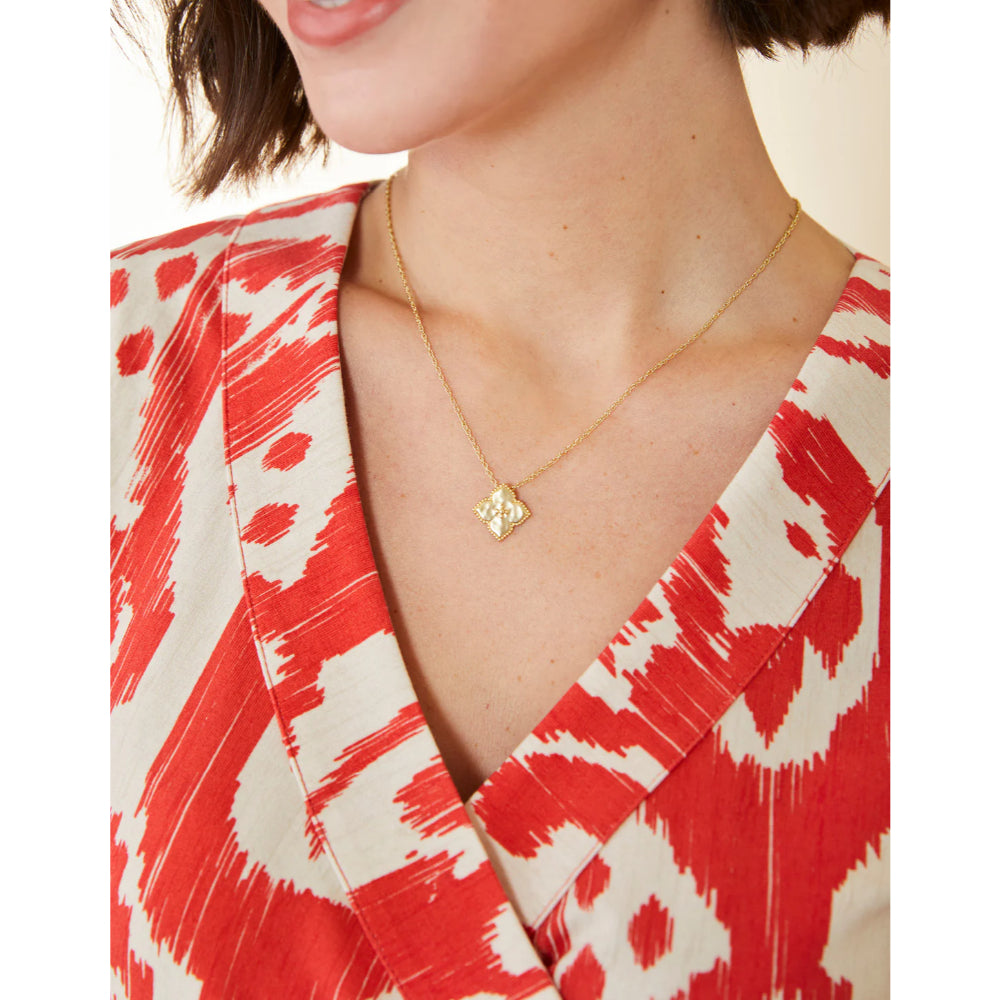 18kt Matte Gold Plated Spartina Richmond Hill Petite 4 - Petal Flower Necklace