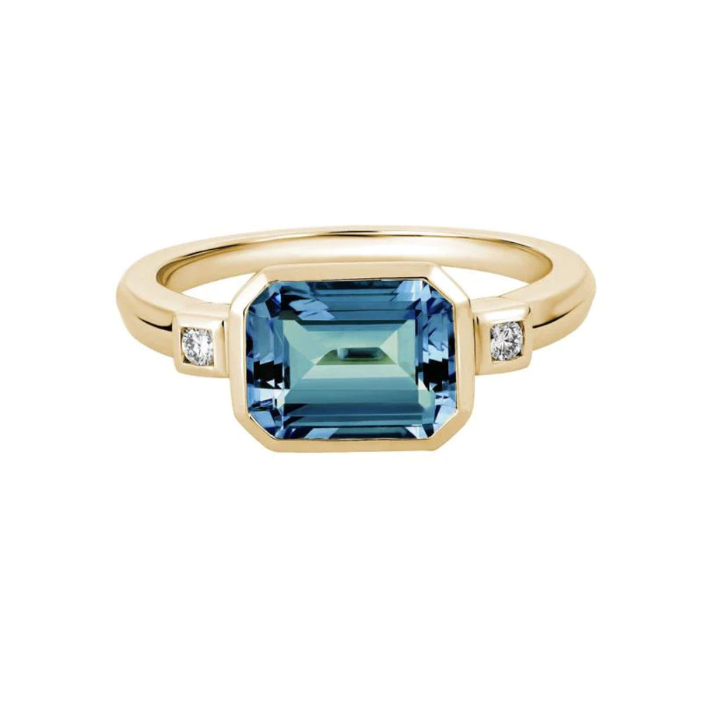 Stunning 14k Yellow Gold Ring with 2.06ct London Blue Topaz and 0.05ct Diamonds