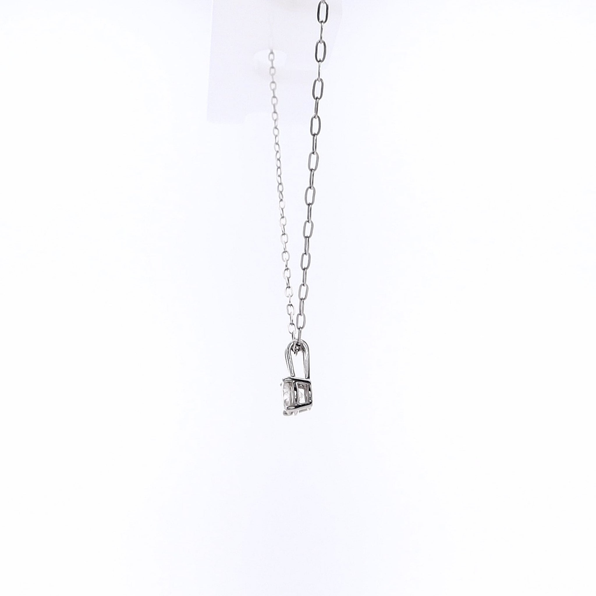 Exquisite 14K White Gold Single Diamond Pendant Necklace with 18' Chain