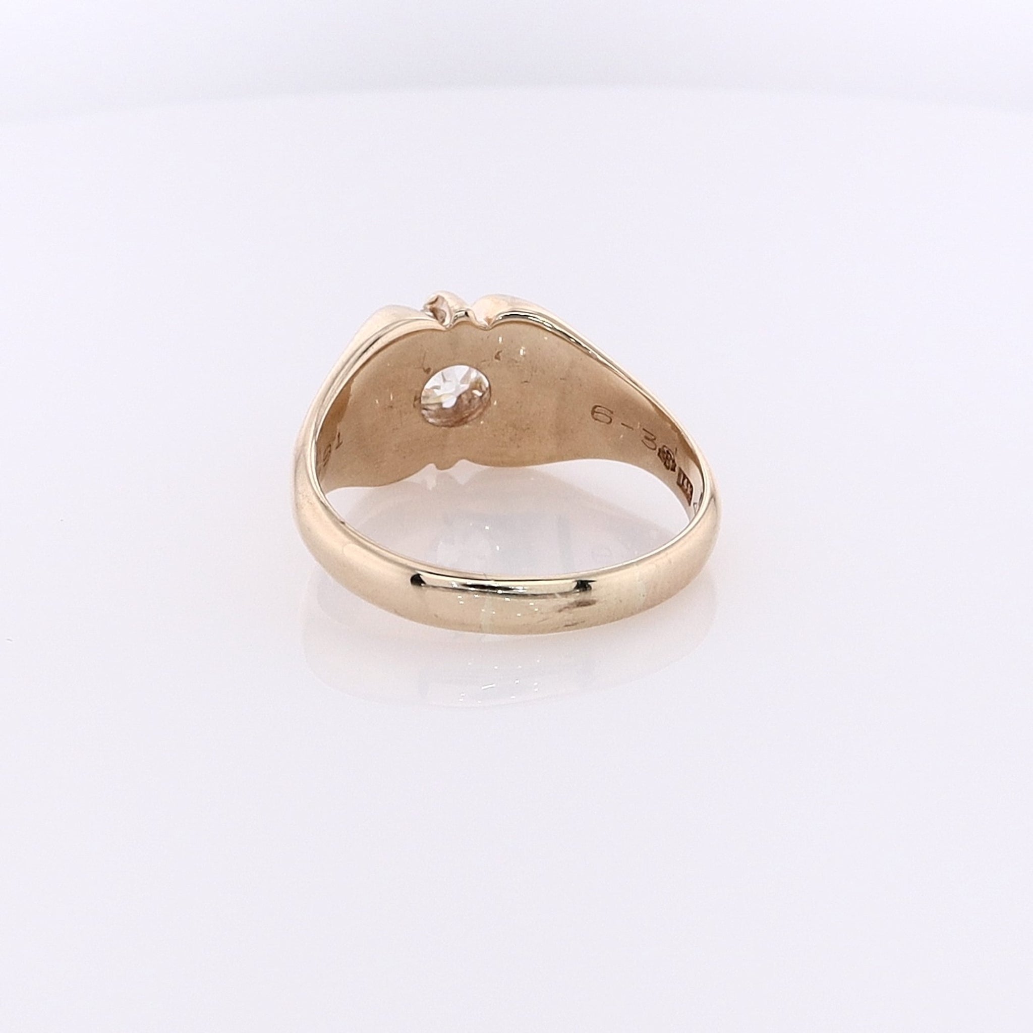 Exquisite 14 Karat Yellow Gold Estate-Style Belcher Design Diamond Engagement Ring