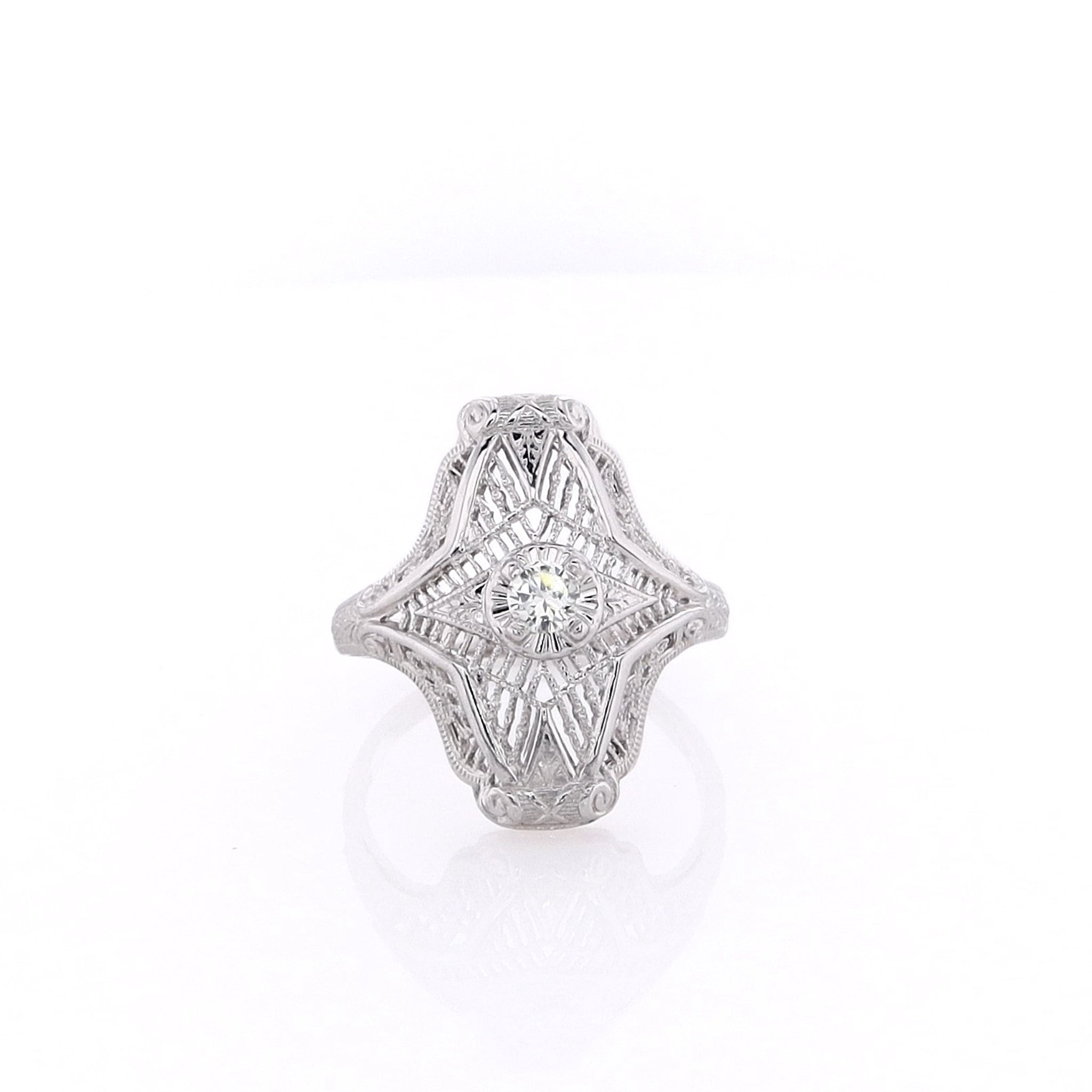 Exquisite Estate 14 Karat White Gold Vintage-Style Shield-Shaped Filigree Diamond Engagement Ring