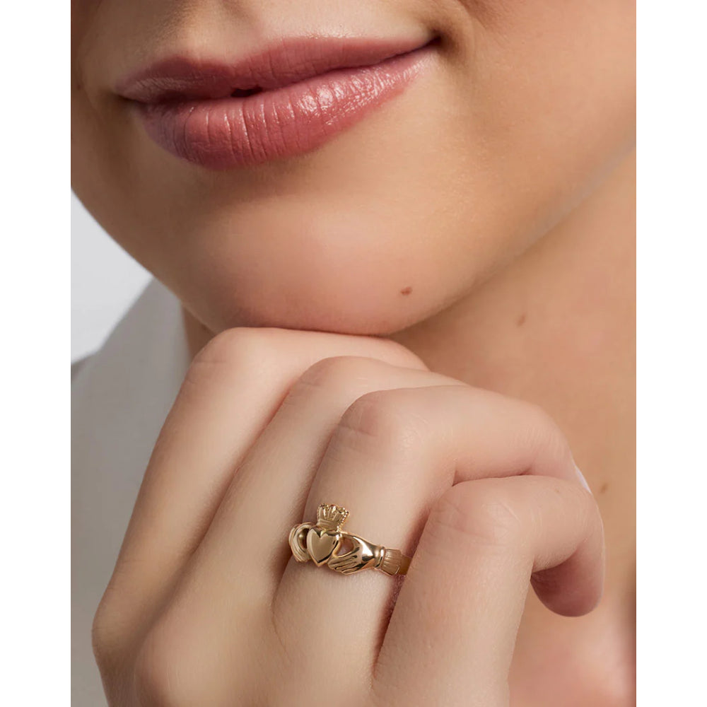 Exquisite Ladies' 14k Gold Hand - crafted Claddagh Ring