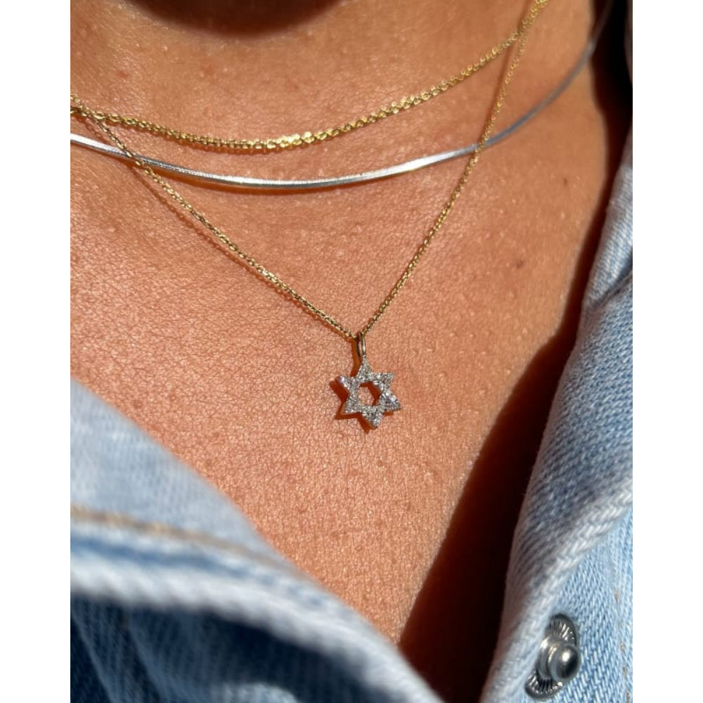Kendra Scott 14k Gold Star of David Pendant Necklace Adorned with White Diamonds, Ideal for Daily Wear