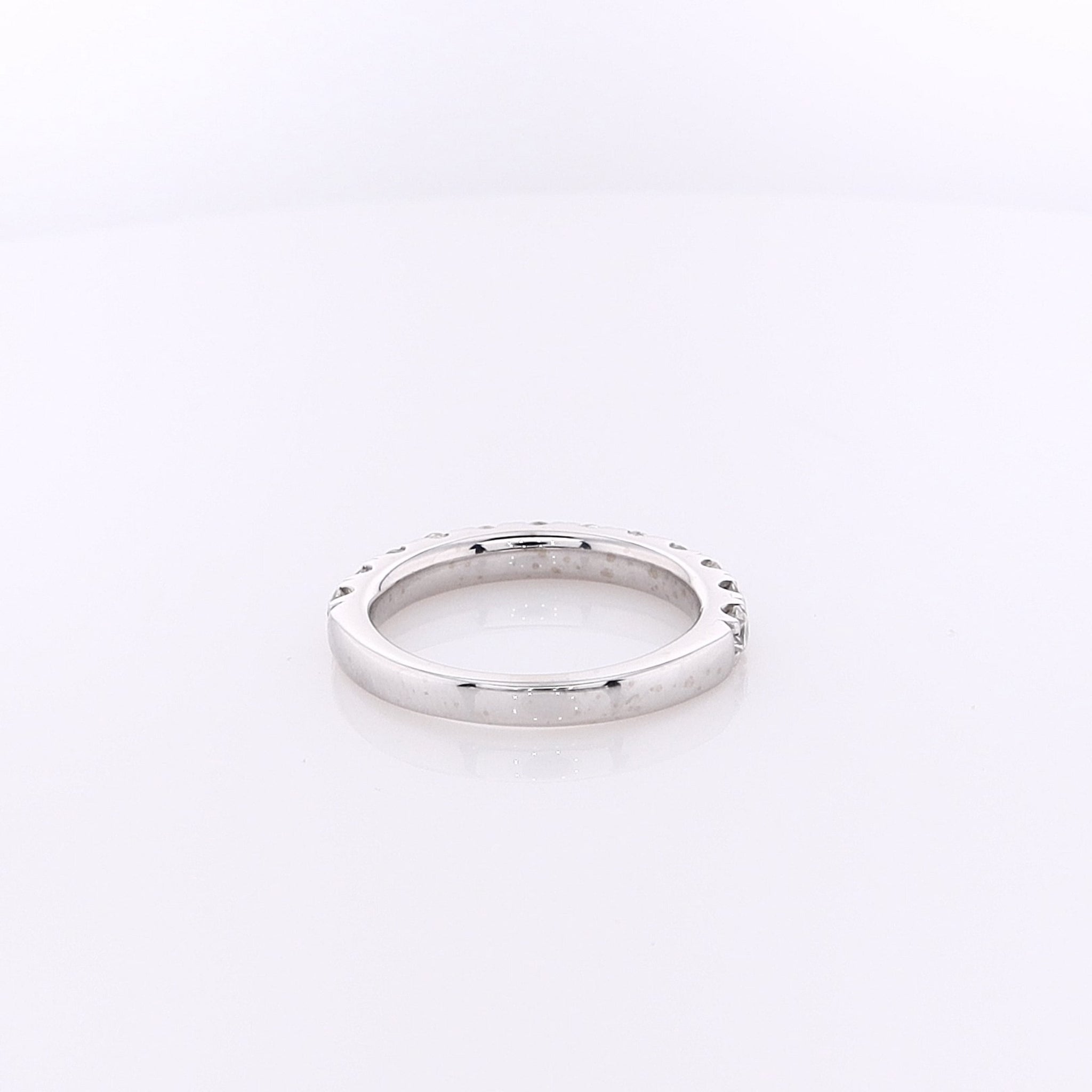 Exquisite 14K White Gold Micropave Diamond Wedding Band Size 5