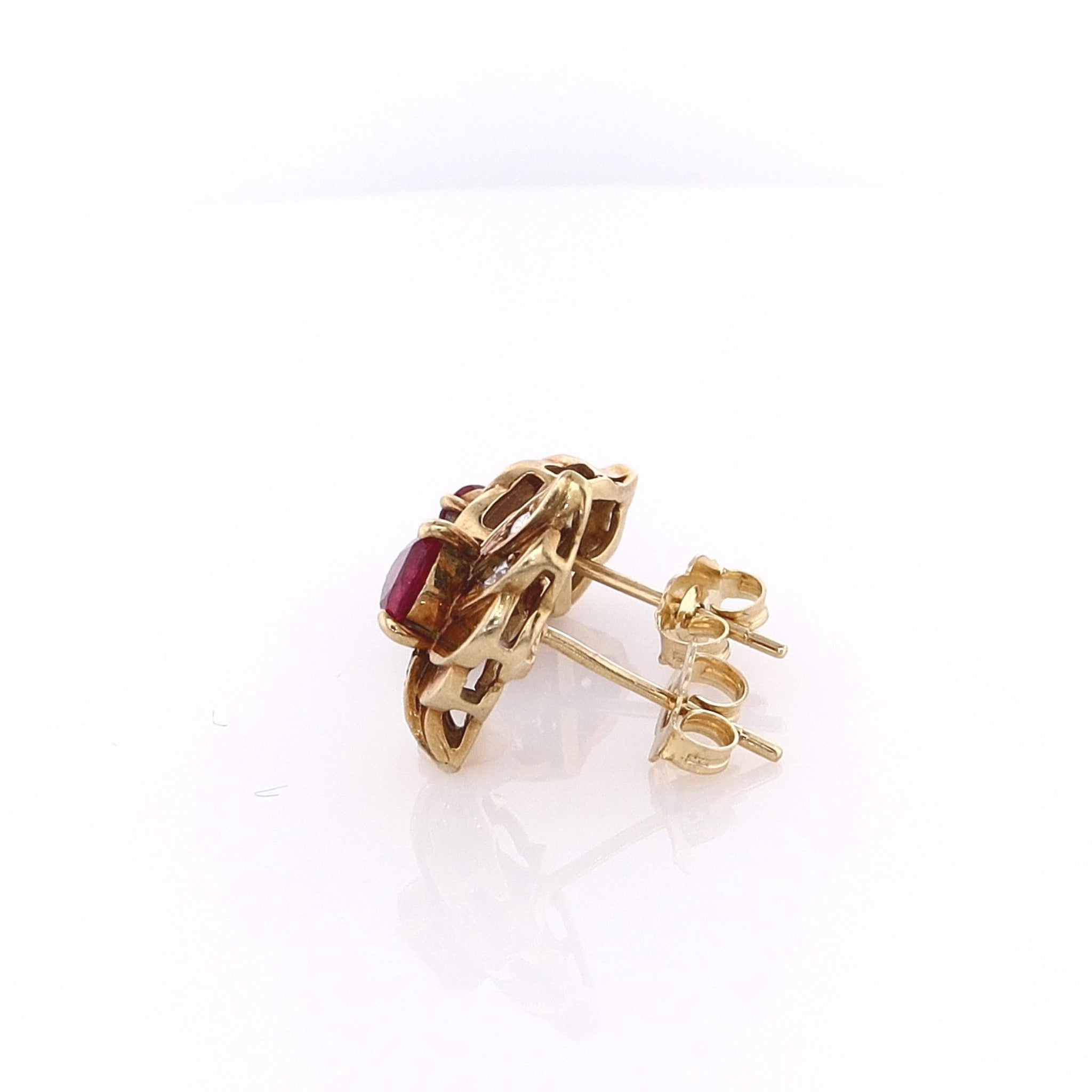 Exquisite Estate 18 Karat Yellow Gold Diamond and Ruby Stud Earrings for Women