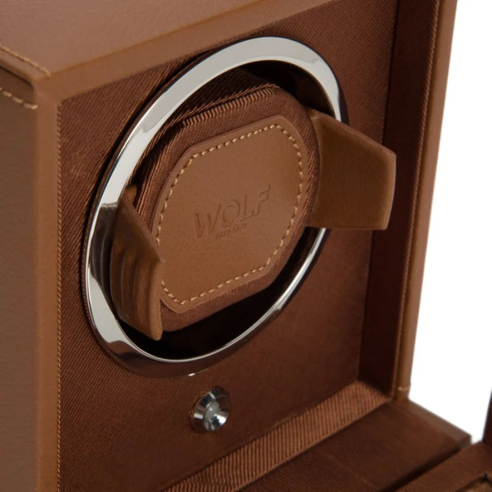 Cognac-Colored Single Wolf Cub Watch Winder with Protective Cover for Your Timepiece