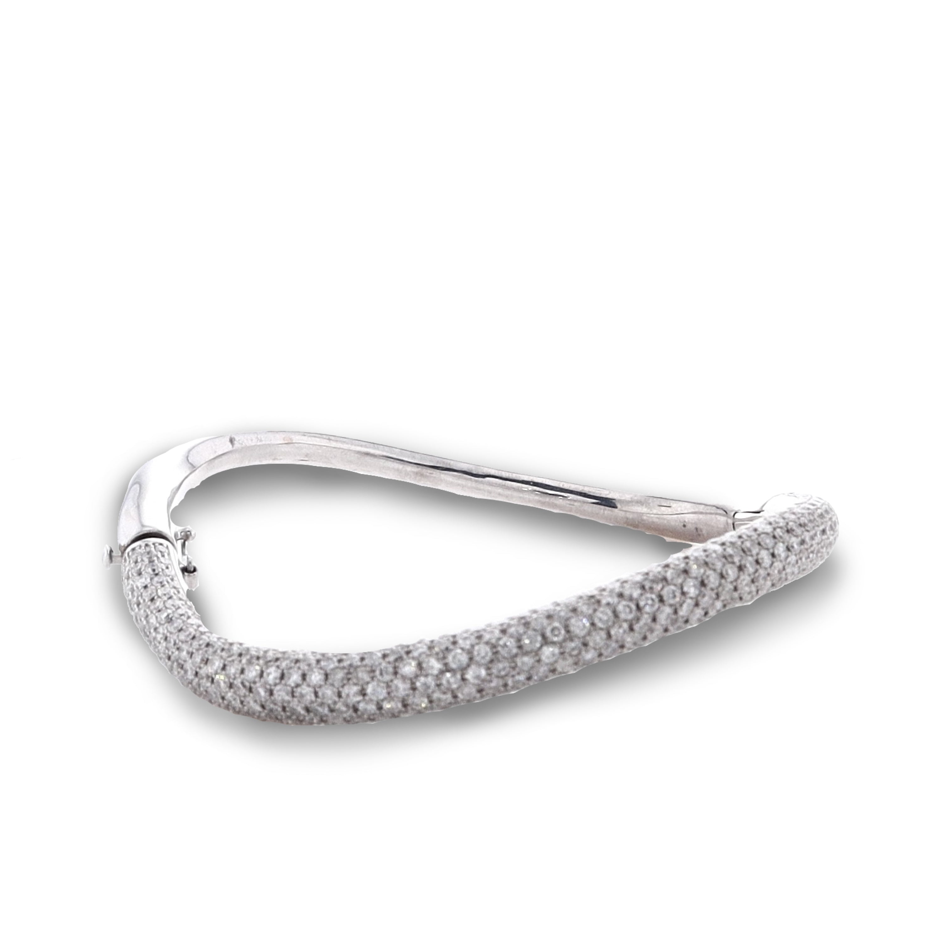 14k White Gold Diamond Wave-Style Hinged Bangle