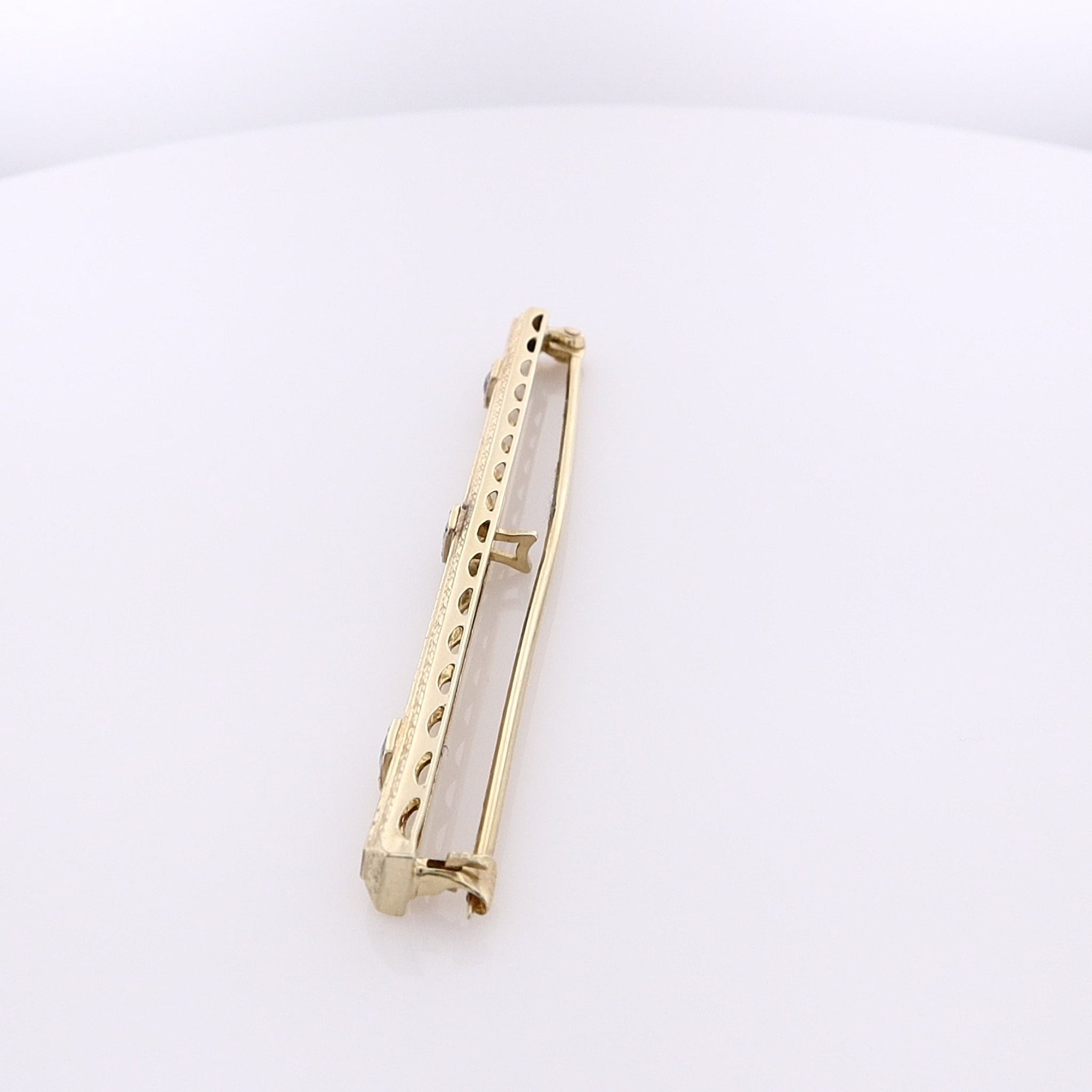 14 Karat Two-Tone Gold Estate Sapphire Bar Pin Jewelry Accessory