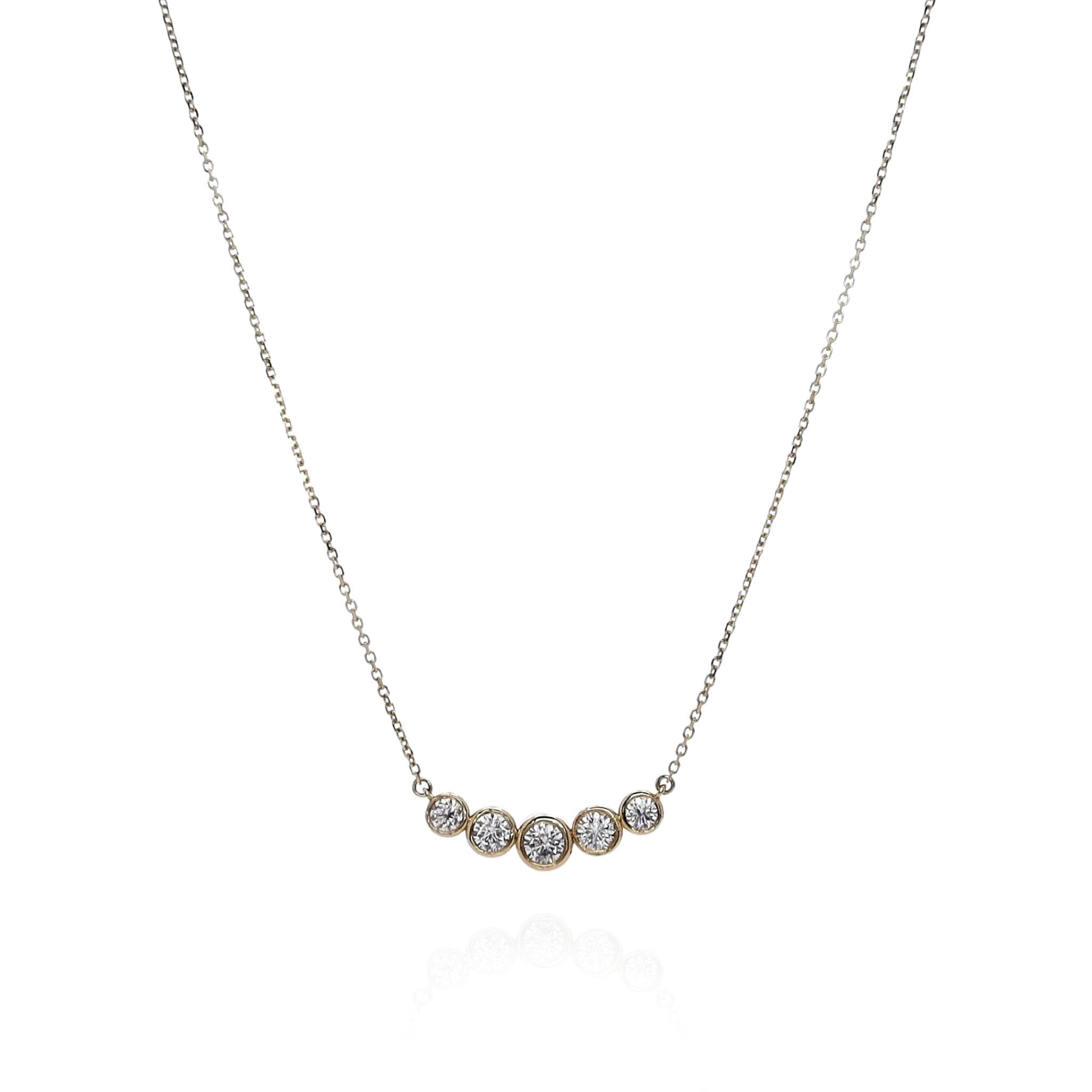 14k Yellow Gold Bezel-Set Graduated Round Brilliant Cut Diamond Curve Pendant for Necklace