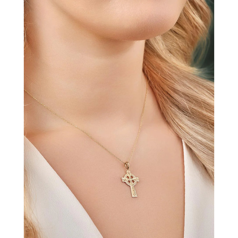 14k Hand - Engraved Yellow Gold Celtic Cross Pendant on 18 - inch Chain